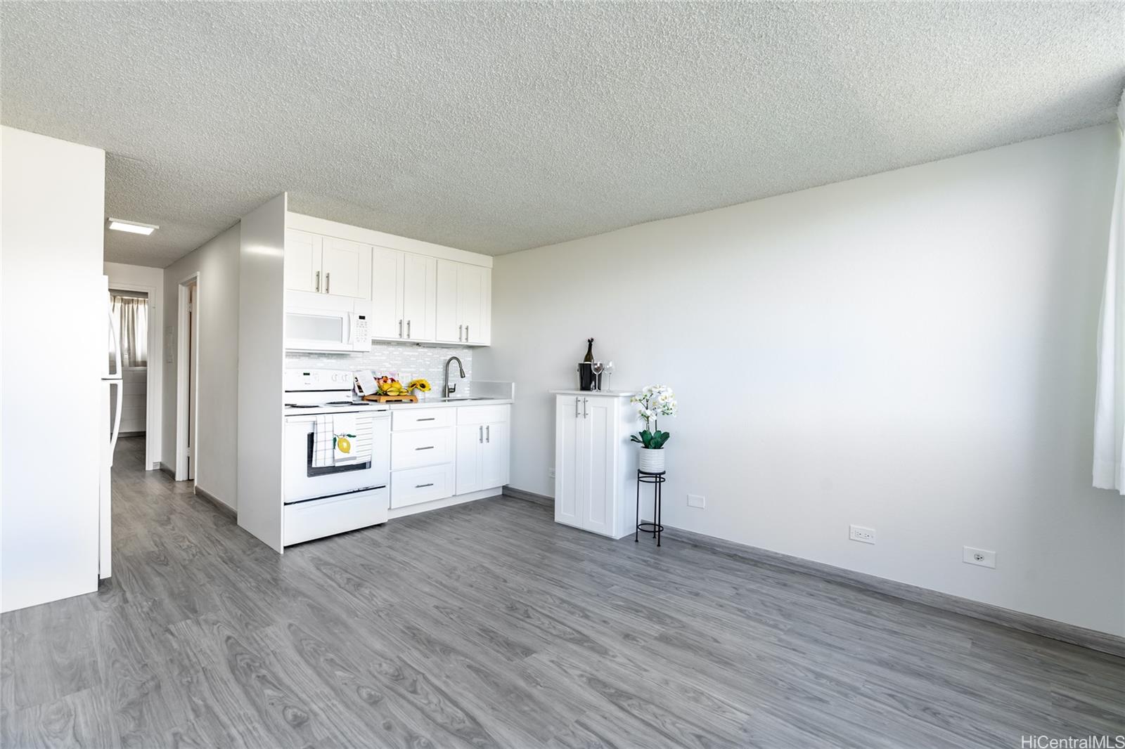 Aloha Lani 1604, 2211 Ala Wai Blvd, Honolulu Waikiki condo