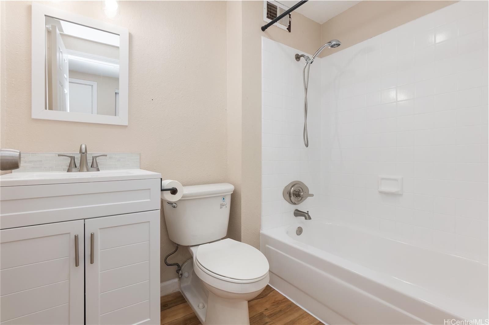 Aloha Lani condo # 1606, Honolulu, Hawaii - photo 13 of 25