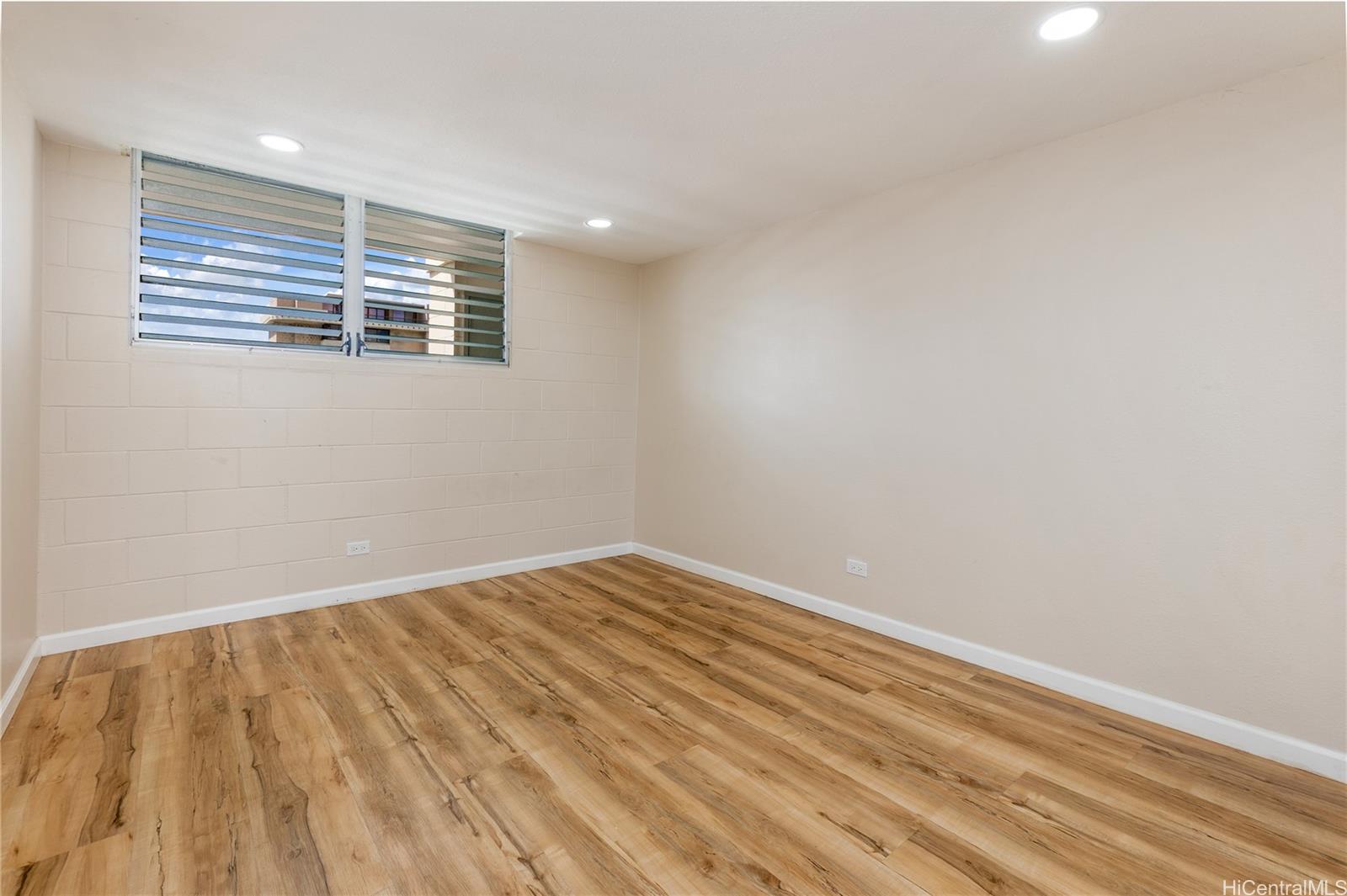 Aloha Lani condo # 1606, Honolulu, Hawaii - photo 14 of 25