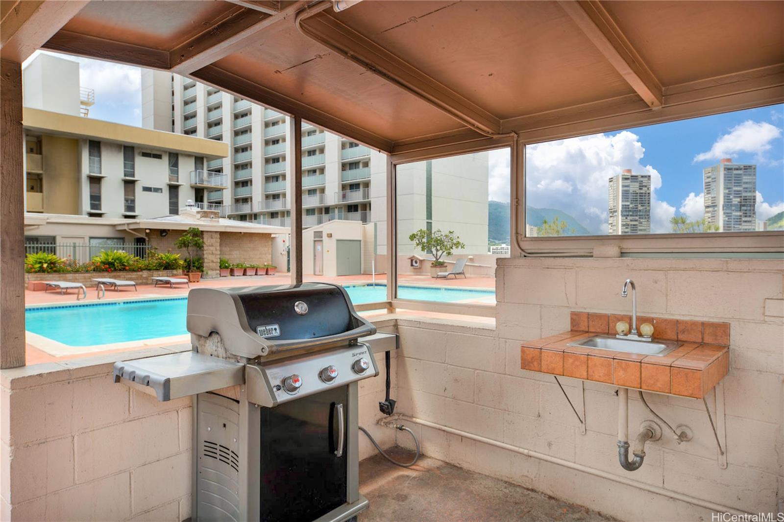 Aloha Lani condo # 1606, Honolulu, Hawaii - photo 17 of 25