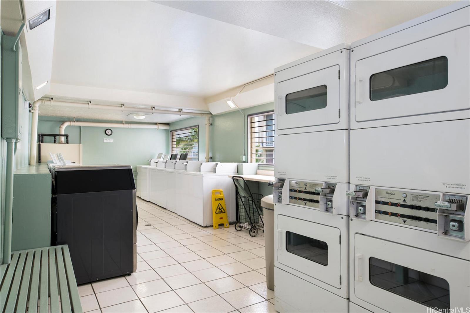 Aloha Lani condo # 1606, Honolulu, Hawaii - photo 18 of 25