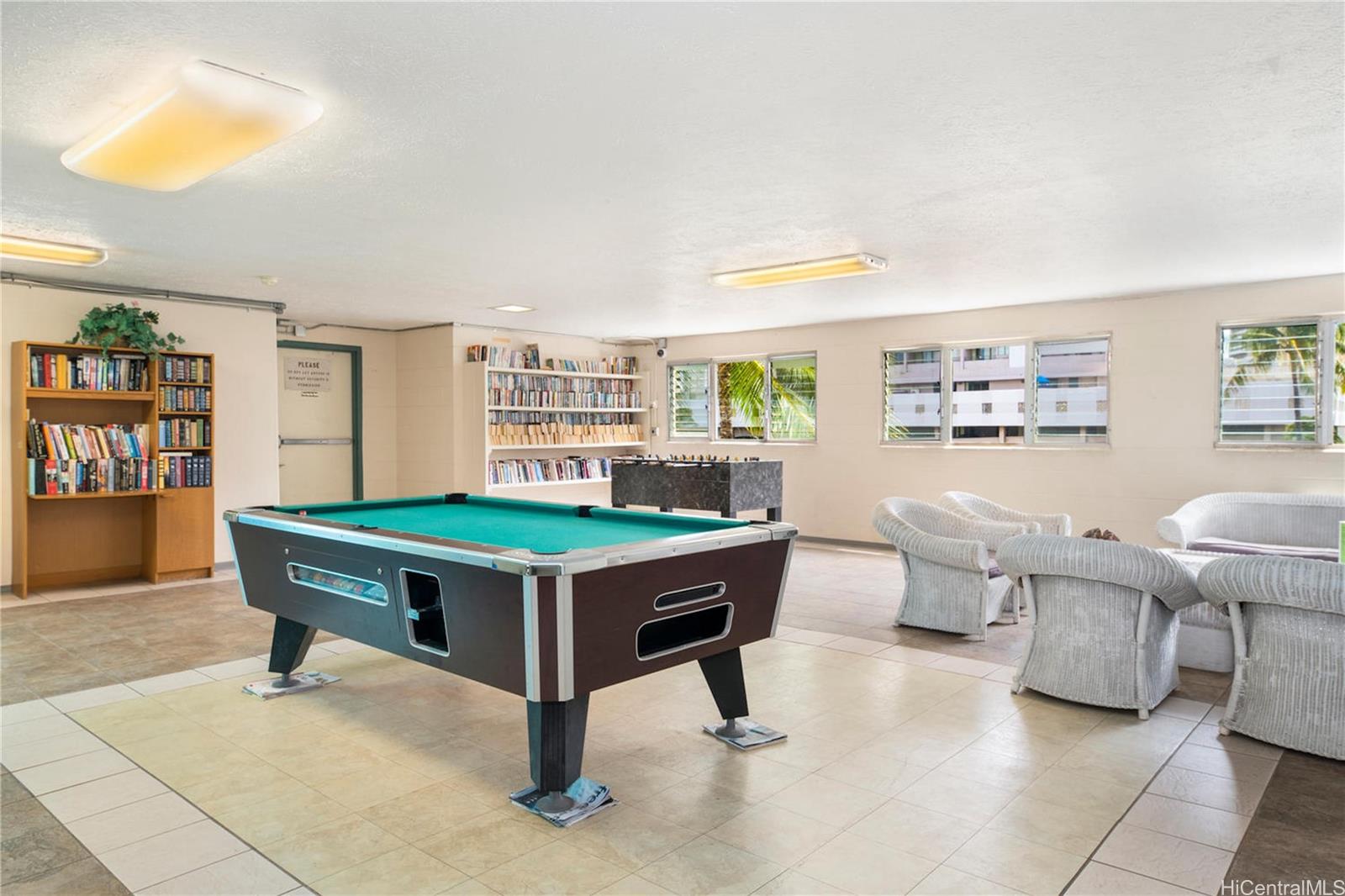 Aloha Lani condo # 1606, Honolulu, Hawaii - photo 22 of 25