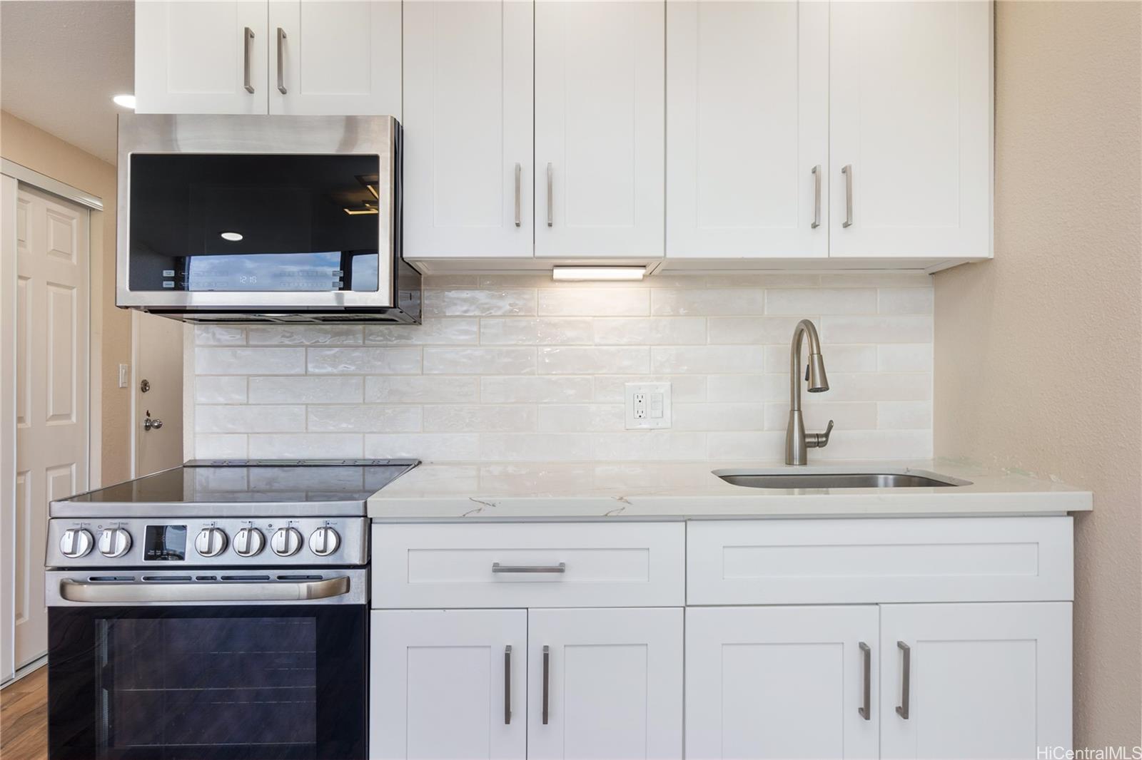 Aloha Lani condo # 1606, Honolulu, Hawaii - photo 10 of 25