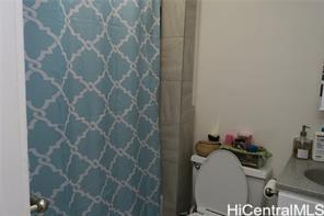 2211 Ala Wai Blvd Honolulu - Rental - photo 4 of 7