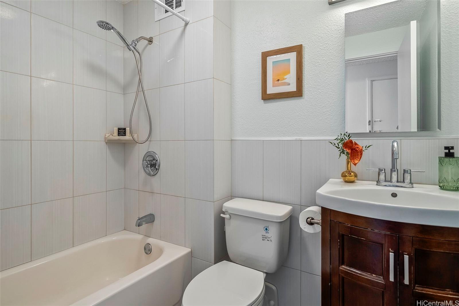 Aloha Lani condo # 1614, Honolulu, Hawaii - photo 10 of 20