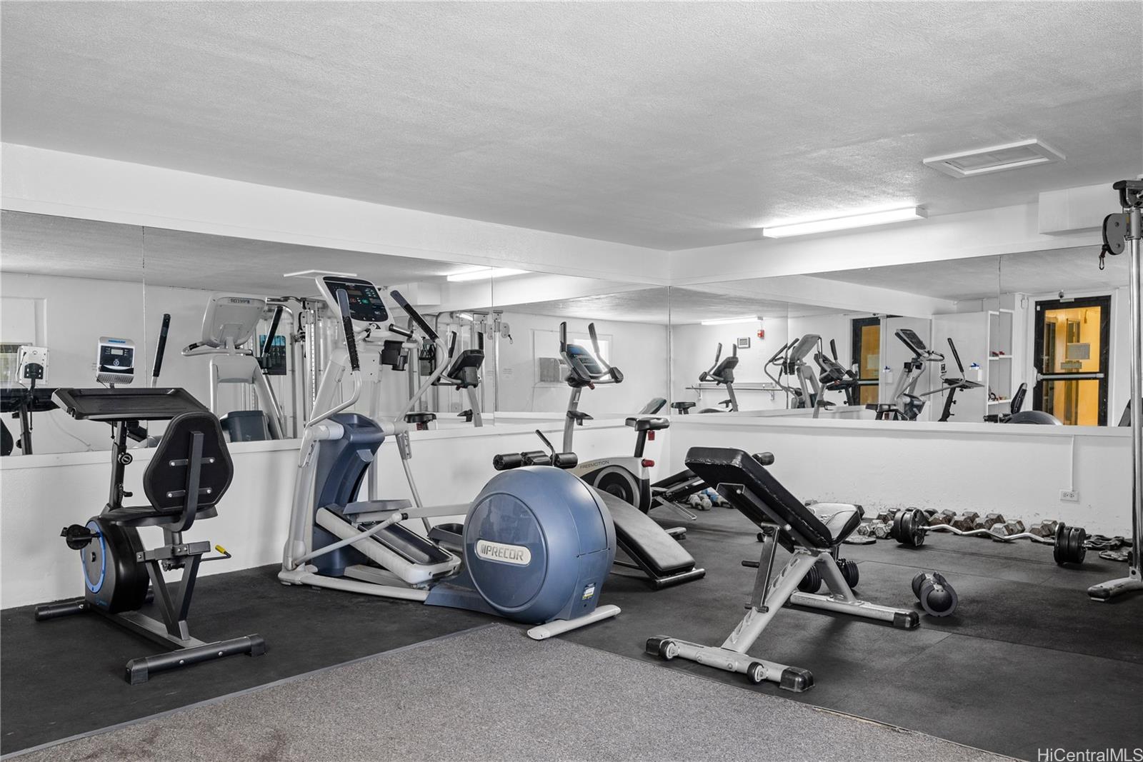 Aloha Lani condo # 2414, Honolulu, Hawaii - photo 17 of 25