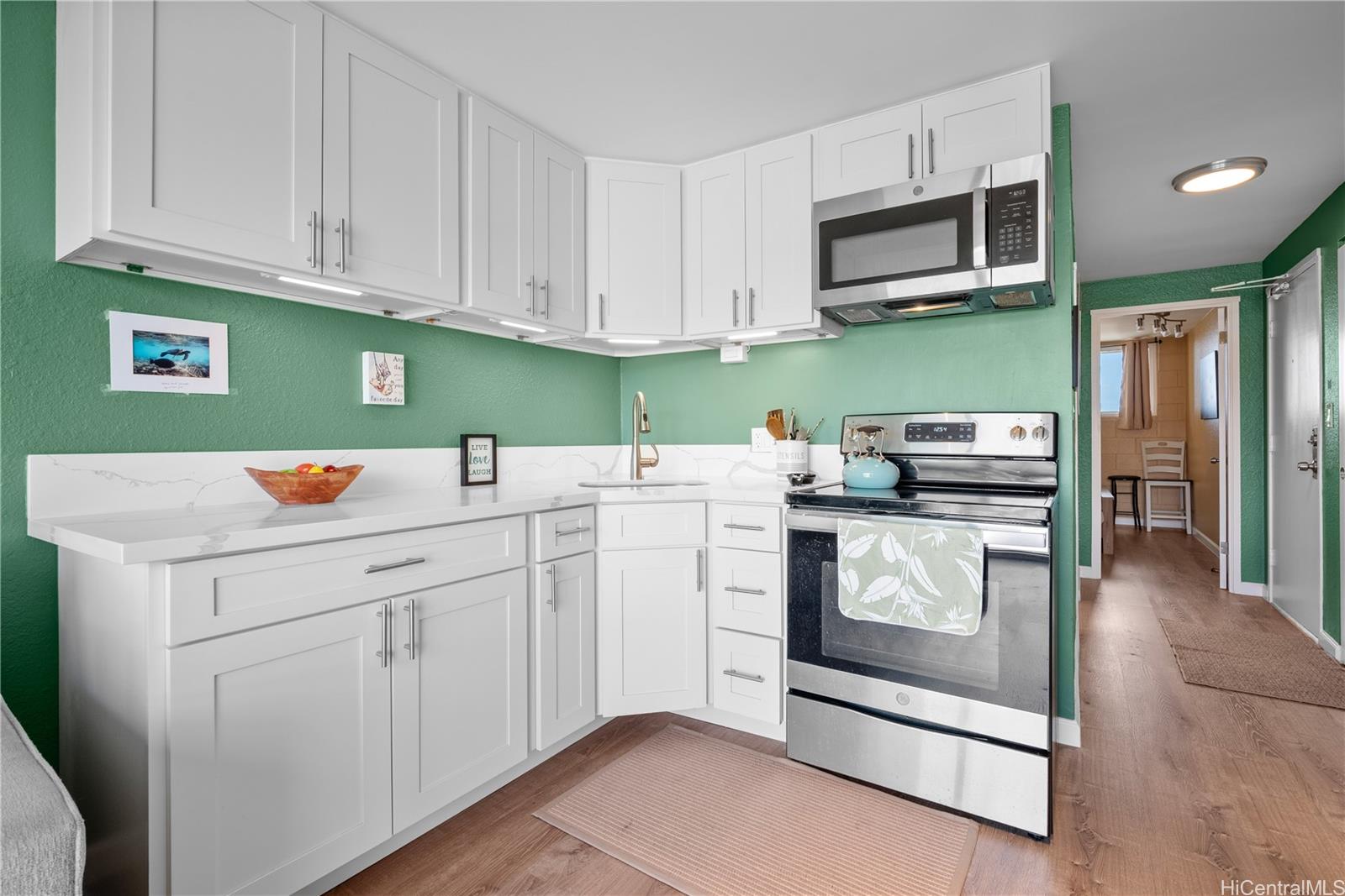 Aloha Lani condo # 2414, Honolulu, Hawaii - photo 7 of 25