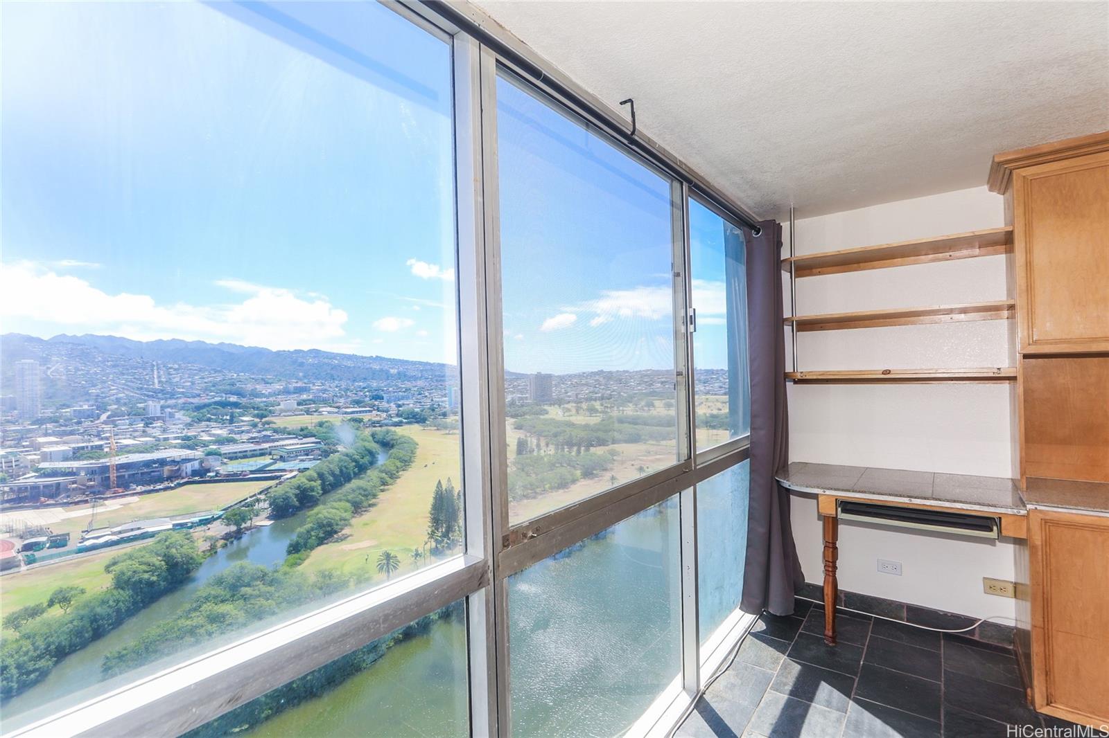 Aloha Lani condo # 2505, Honolulu, Hawaii - photo 3 of 14