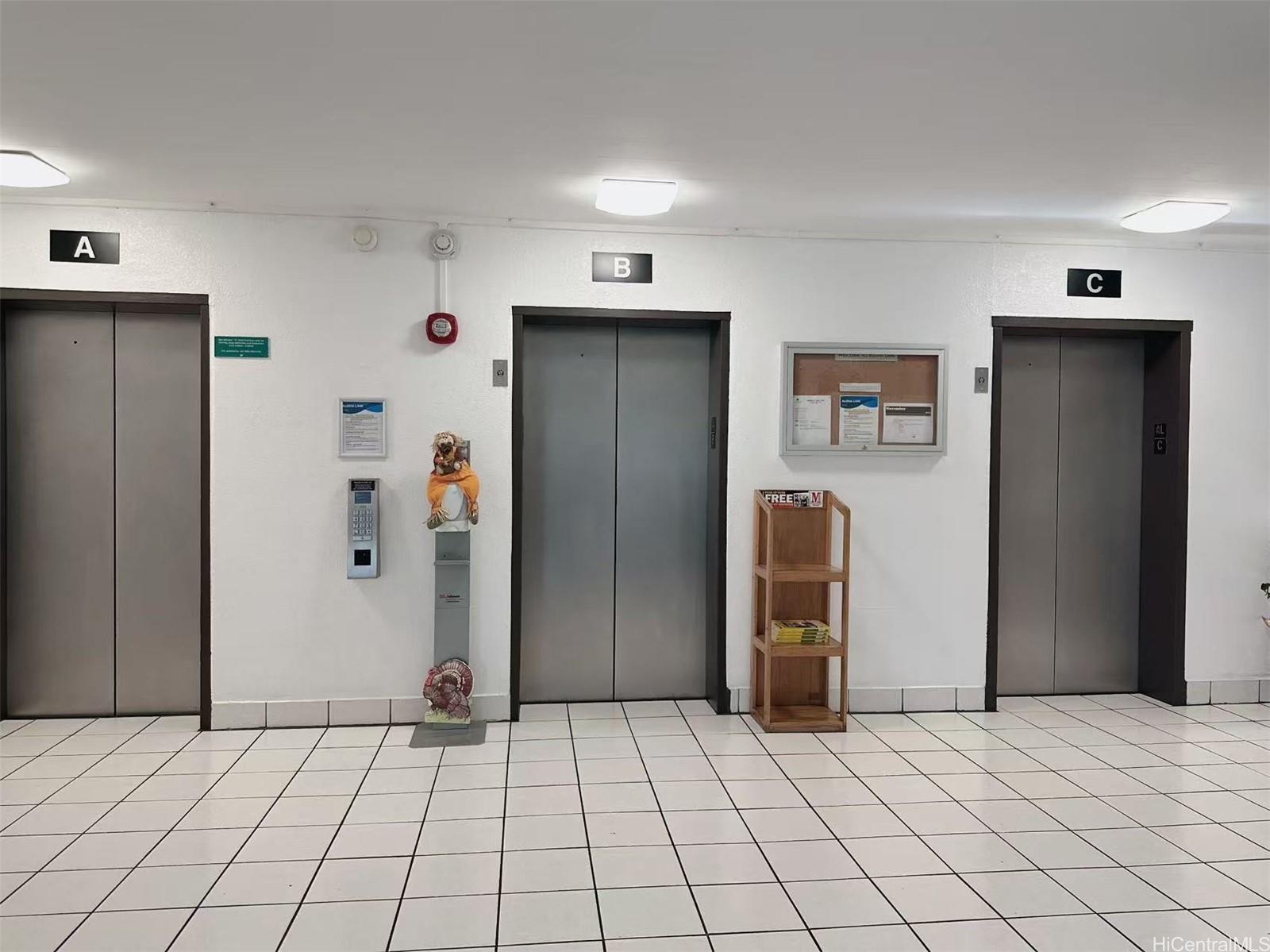 Aloha Lani condo # 2810, Honolulu, Hawaii - photo 17 of 18