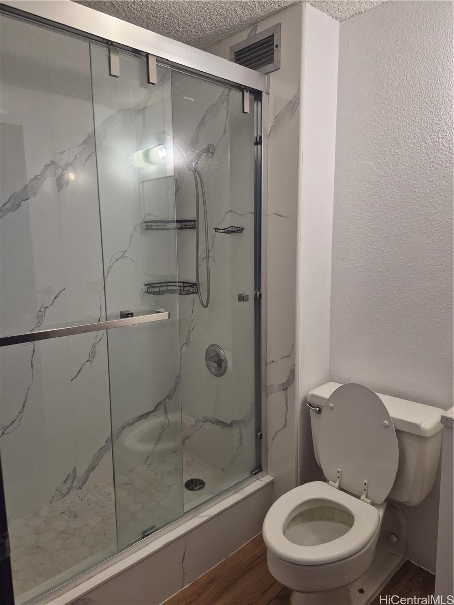 2211 Ala Wai Blvd Honolulu - Rental - photo 23 of 24