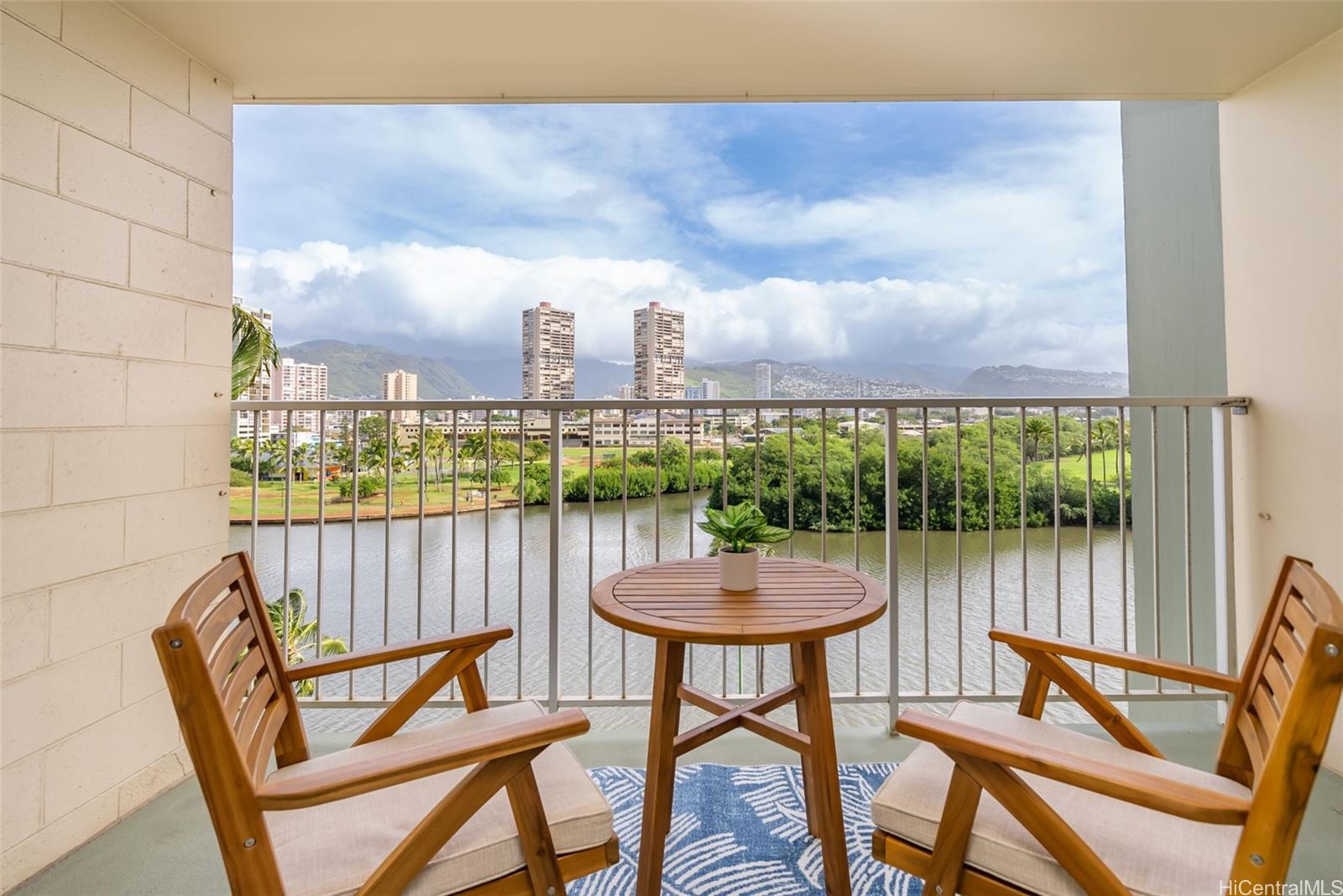 2211 Ala Wai Blvd Honolulu - Rental - photo 12 of 25