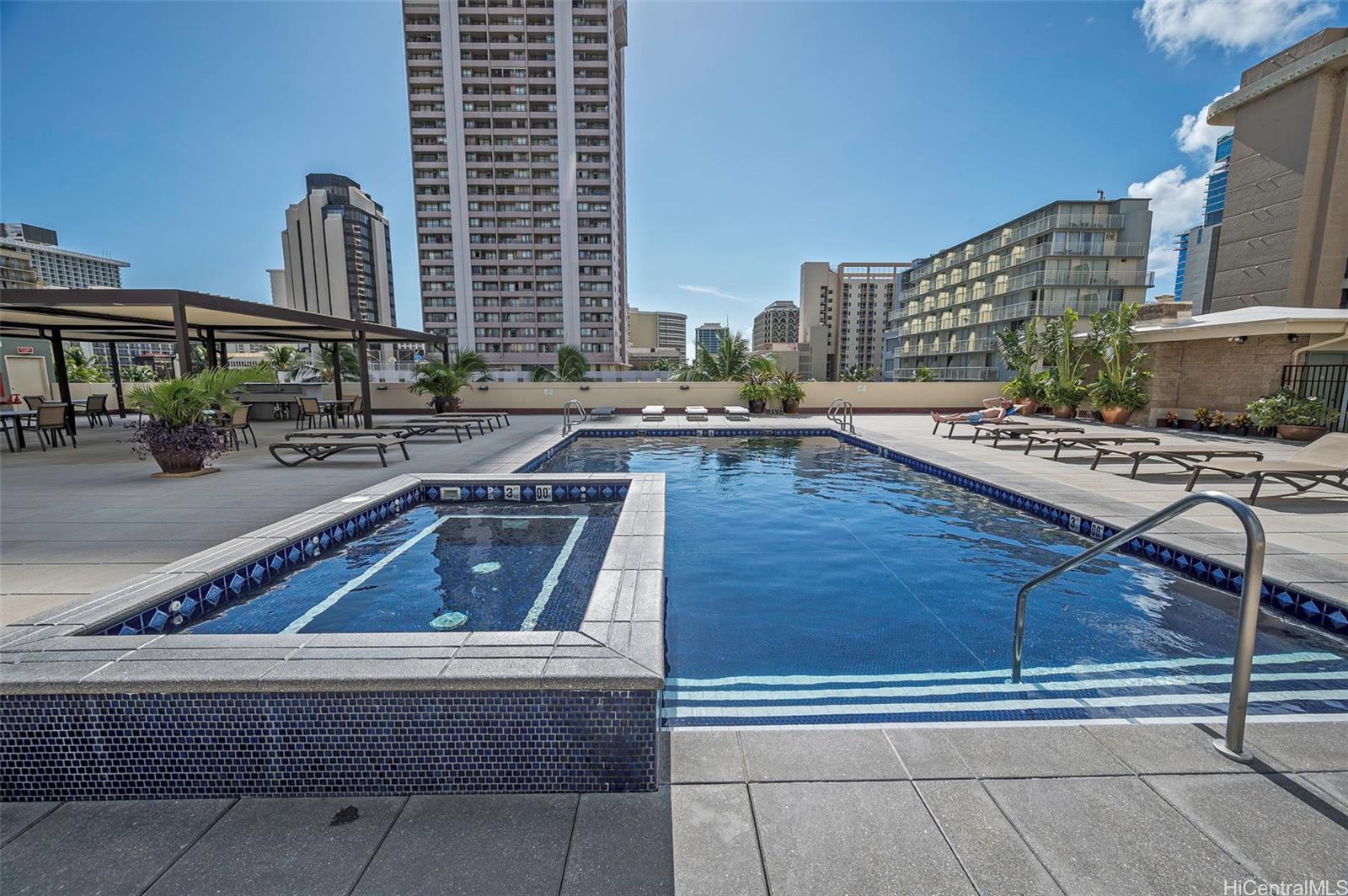 2211 Ala Wai Blvd Honolulu - Rental - photo 20 of 25