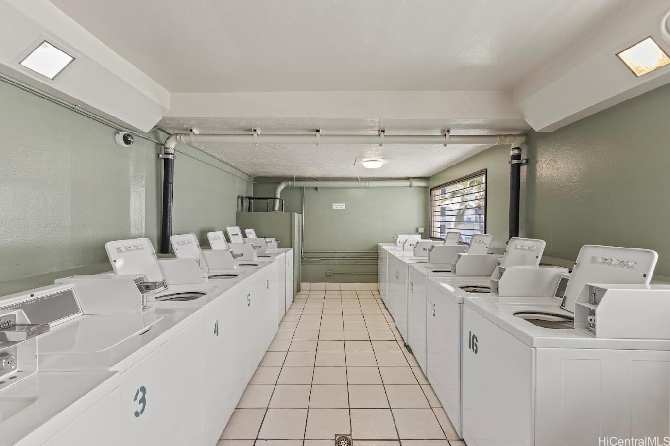 Aloha Lani condo # 906, Honolulu, Hawaii - photo 17 of 25