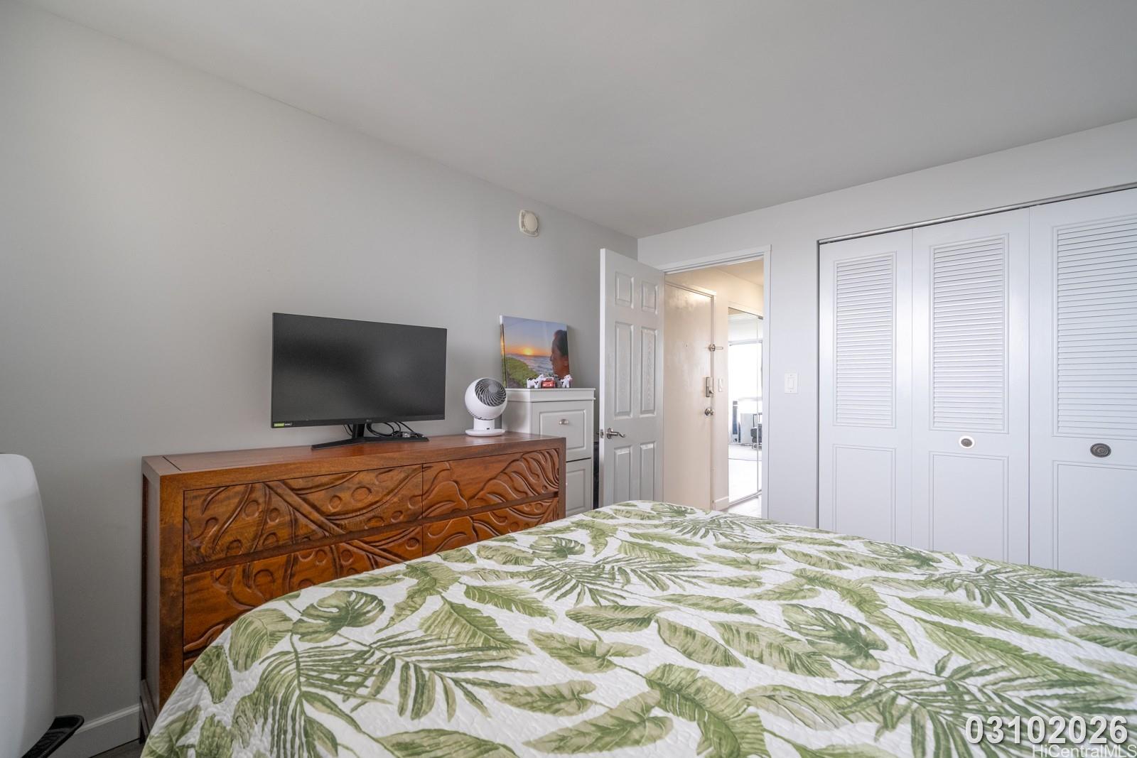 2211 Ala Wai Blvd Honolulu - Rental - photo 15 of 20