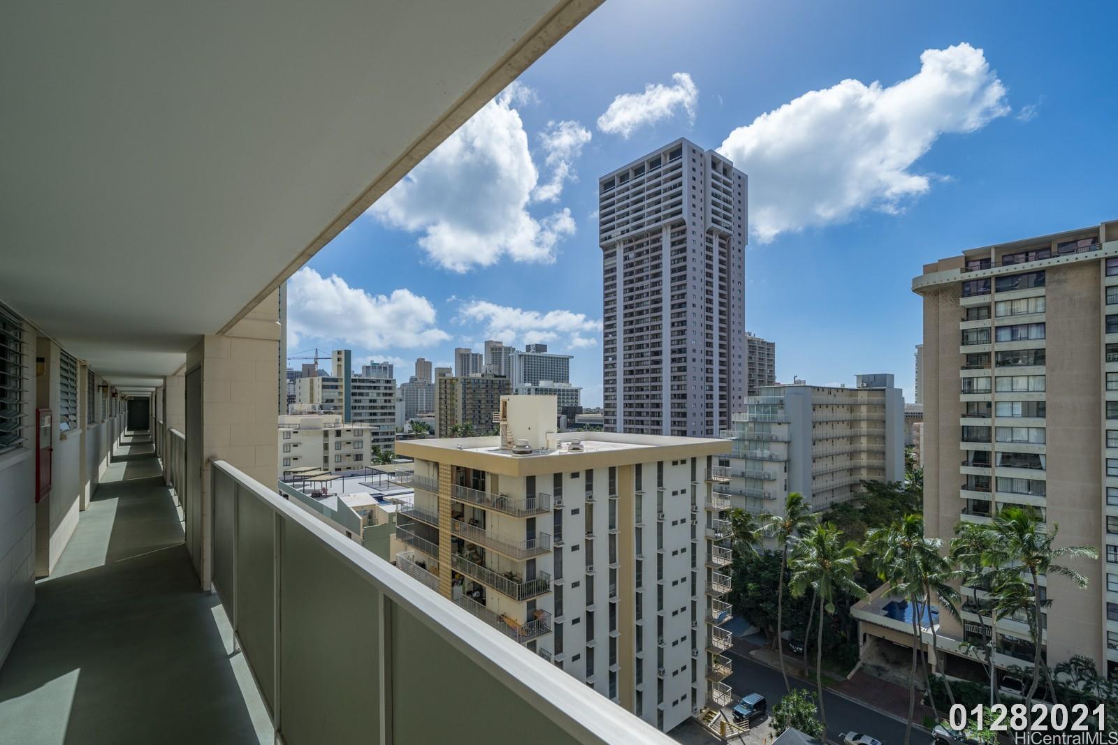 2211 Ala Wai Blvd Honolulu - Rental - photo 3 of 20
