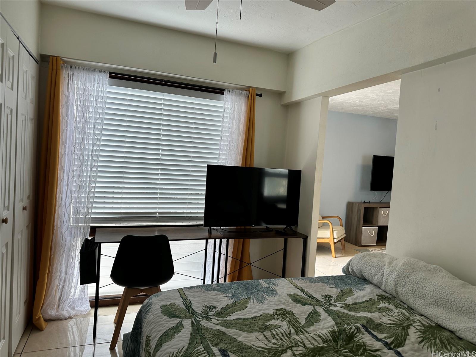 2211 Ala Wai Blvd Honolulu - Rental - photo 12 of 17