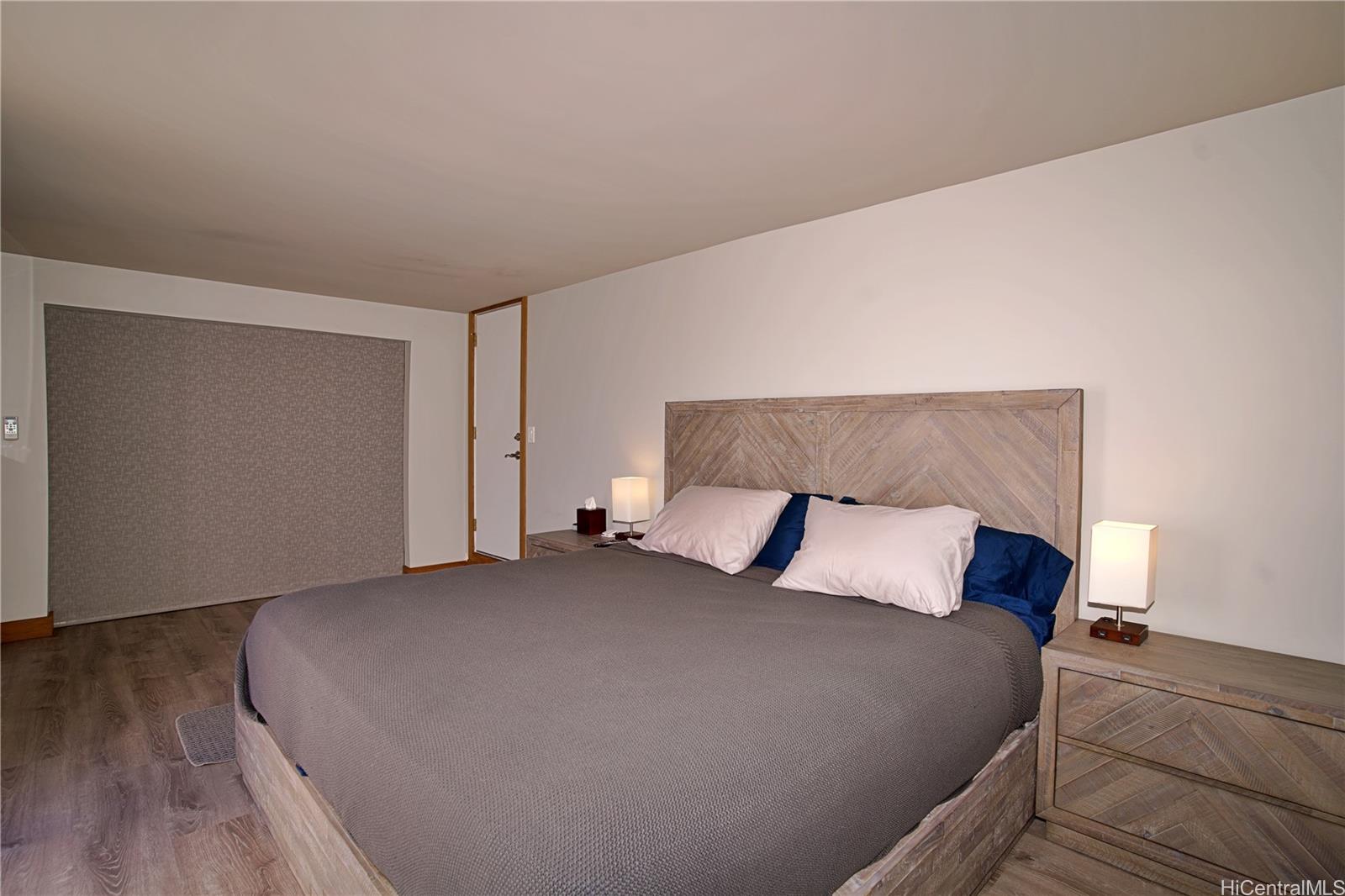 2211 Ala Wai Blvd Honolulu - Rental - photo 19 of 24