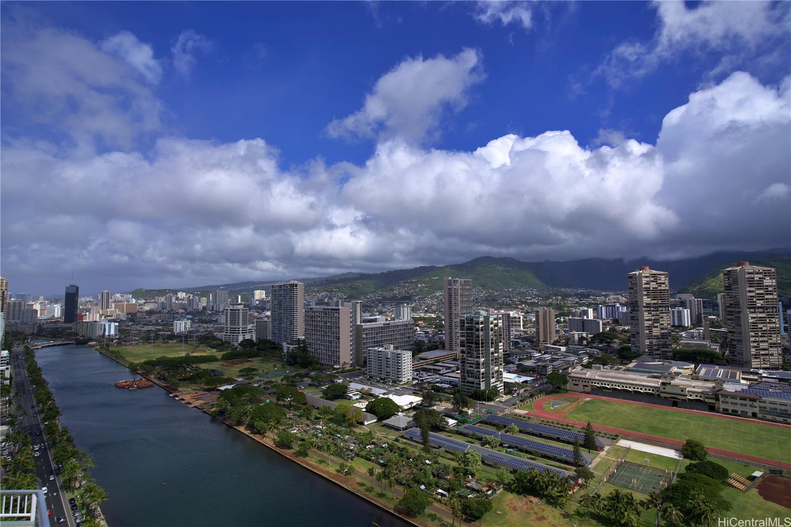 2211 Ala Wai Blvd Honolulu - Rental - photo 22 of 24