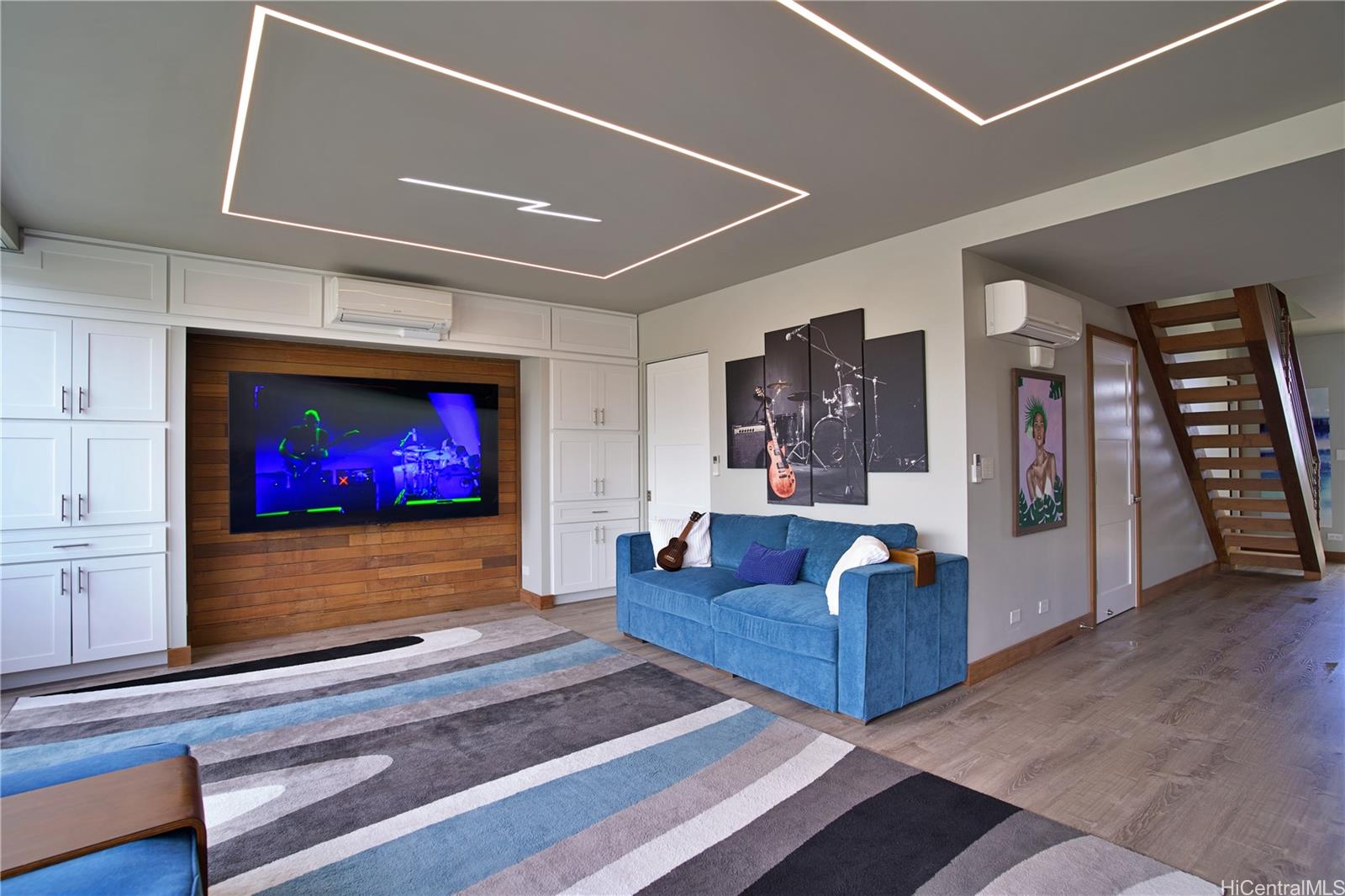 2211 Ala Wai Blvd Honolulu - Rental - photo 10 of 24