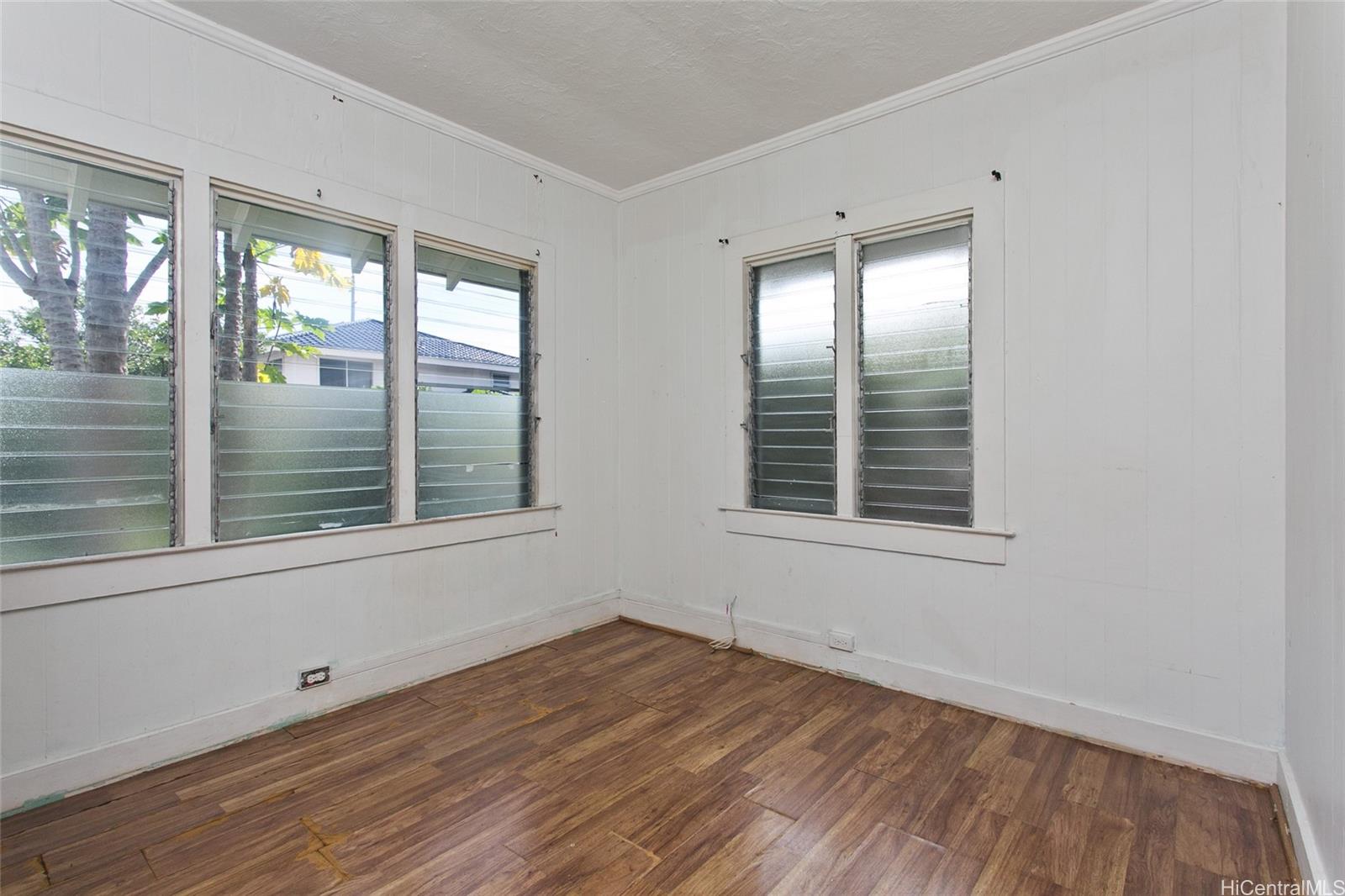 2211  Bingham Street Moiliili, Honolulu home - photo 10 of 23