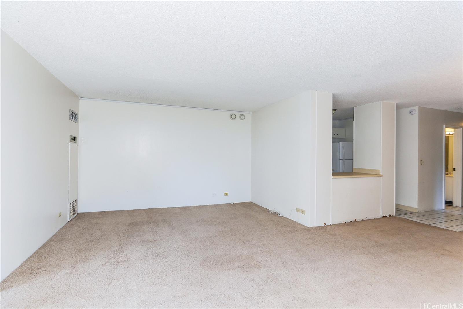 Aloha Towers condo # DH1205, Honolulu, Hawaii - photo 3 of 25