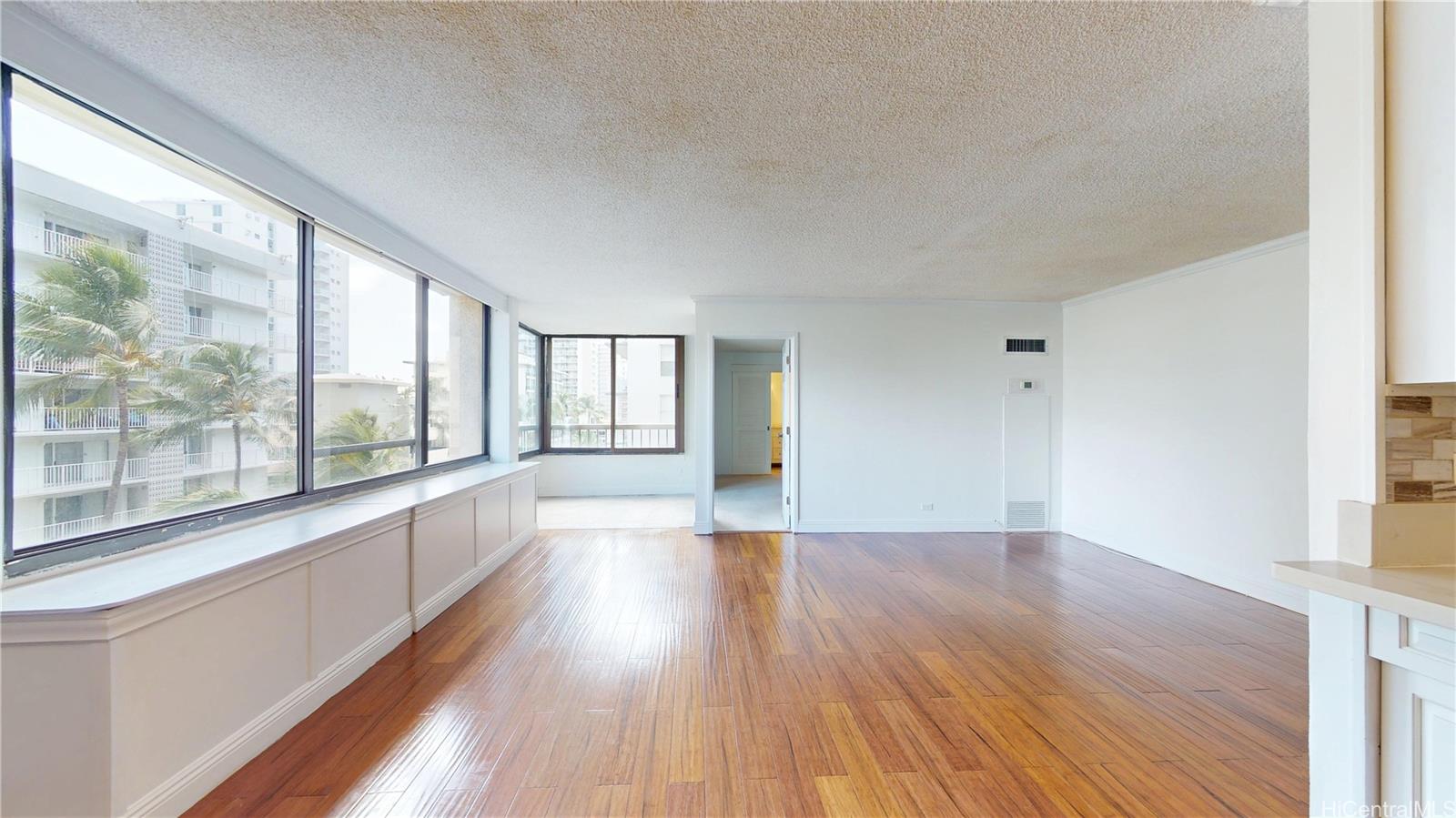 Aloha Towers condo # DH702, Honolulu, Hawaii - photo 14 of 25