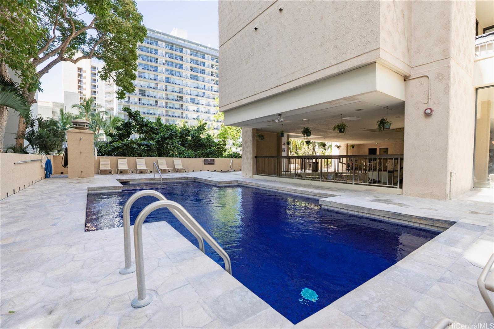 Aloha Towers condo # DH702, Honolulu, Hawaii - photo 19 of 25