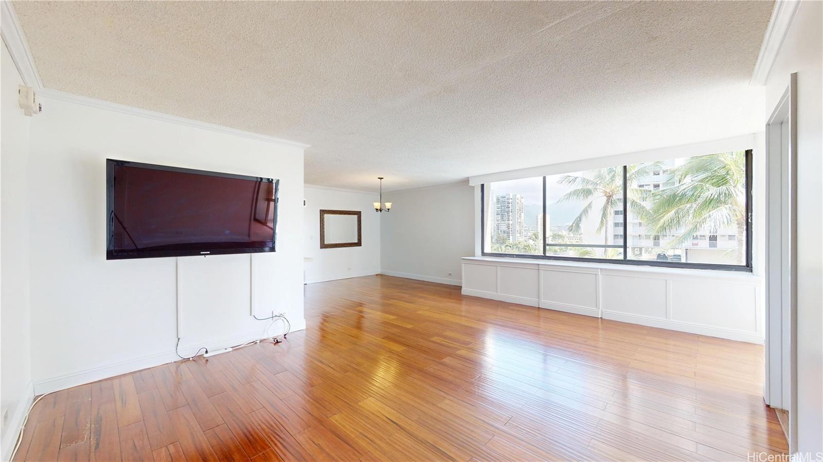 Aloha Towers condo # DH702, Honolulu, Hawaii - photo 3 of 25