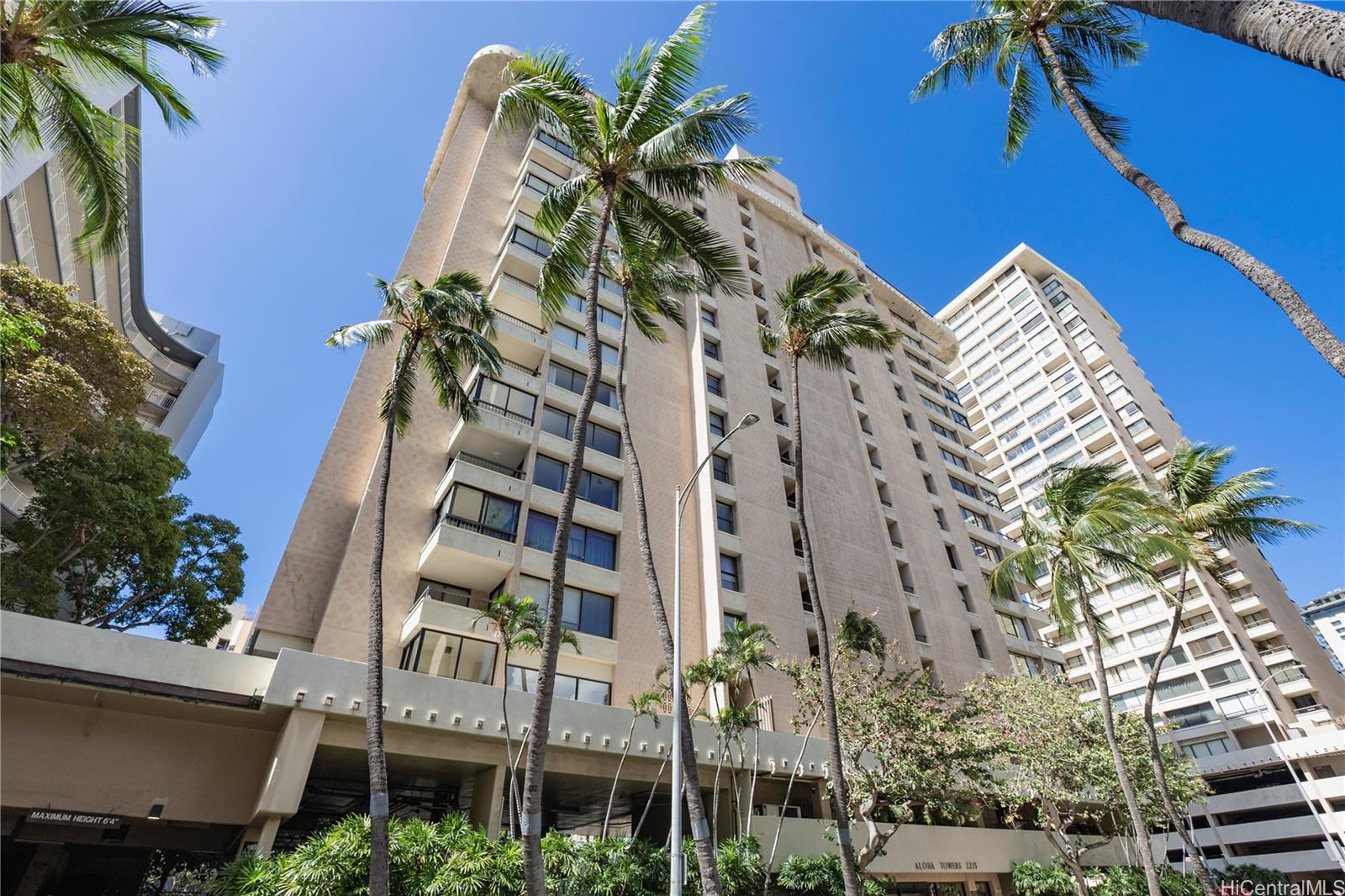 Aloha Towers condo # DH702, Honolulu, Hawaii - photo 24 of 25