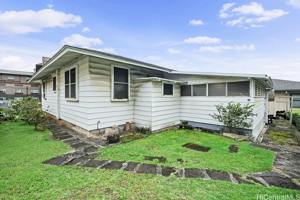 2216  Mahalo Street Alewa Heights, Honolulu home - photo 22 of 22