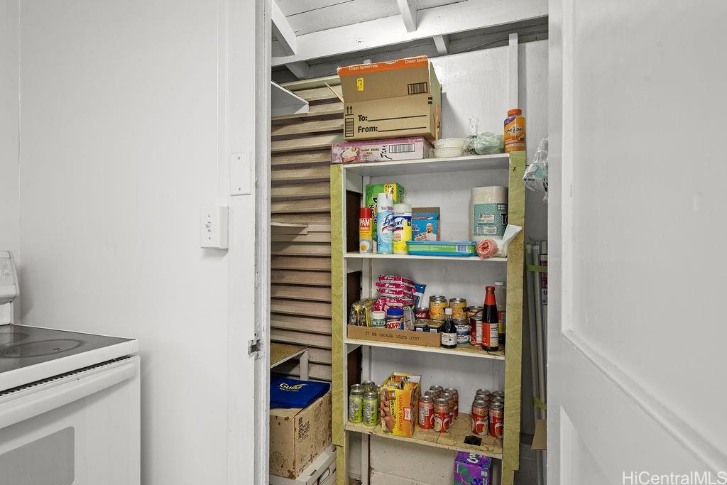 2216  Mahalo Street Alewa Heights, Honolulu home - photo 9 of 22