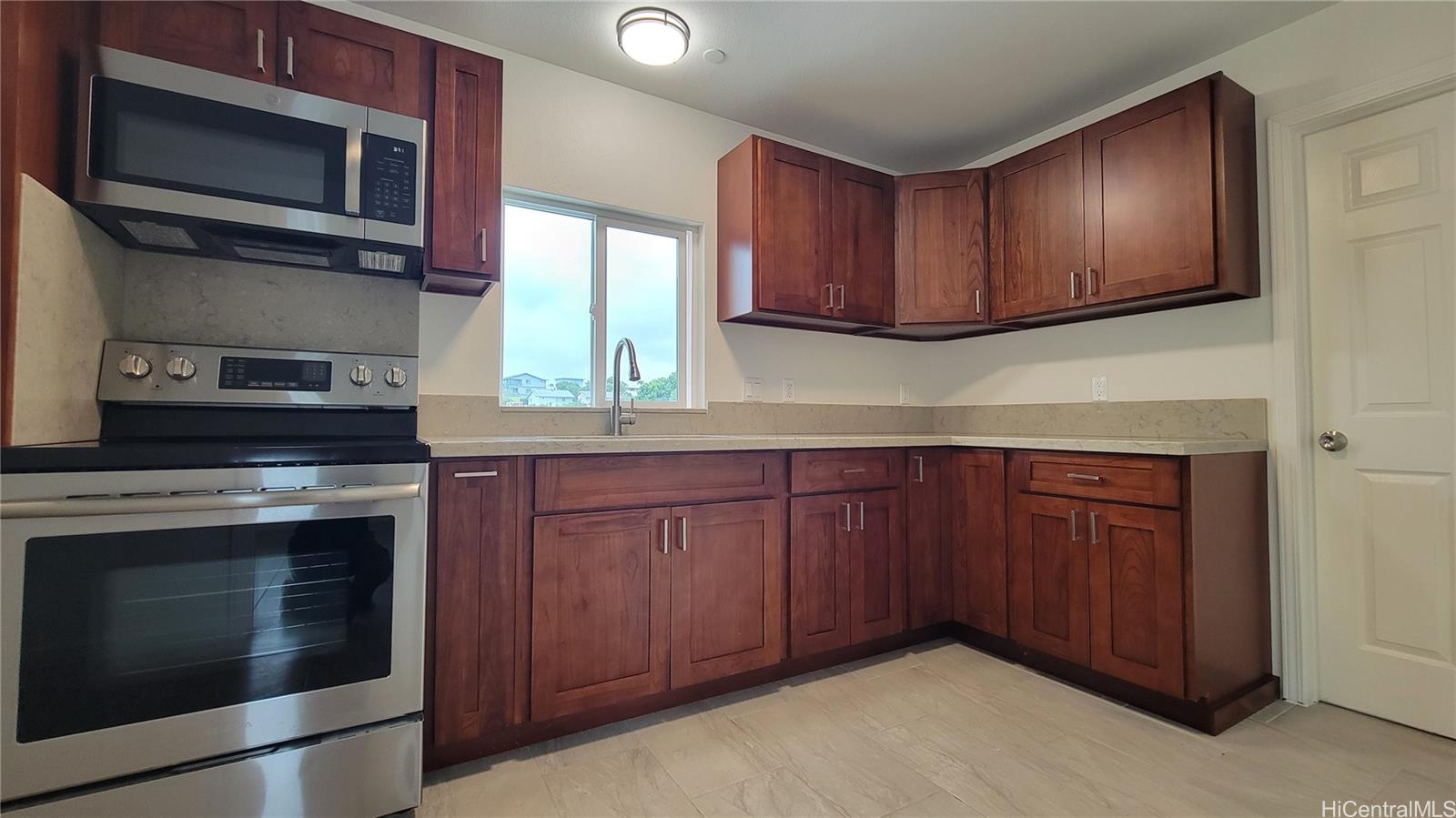 2218  Anapanapa Street Pacific Palisades, PearlCity home - photo 18 of 25