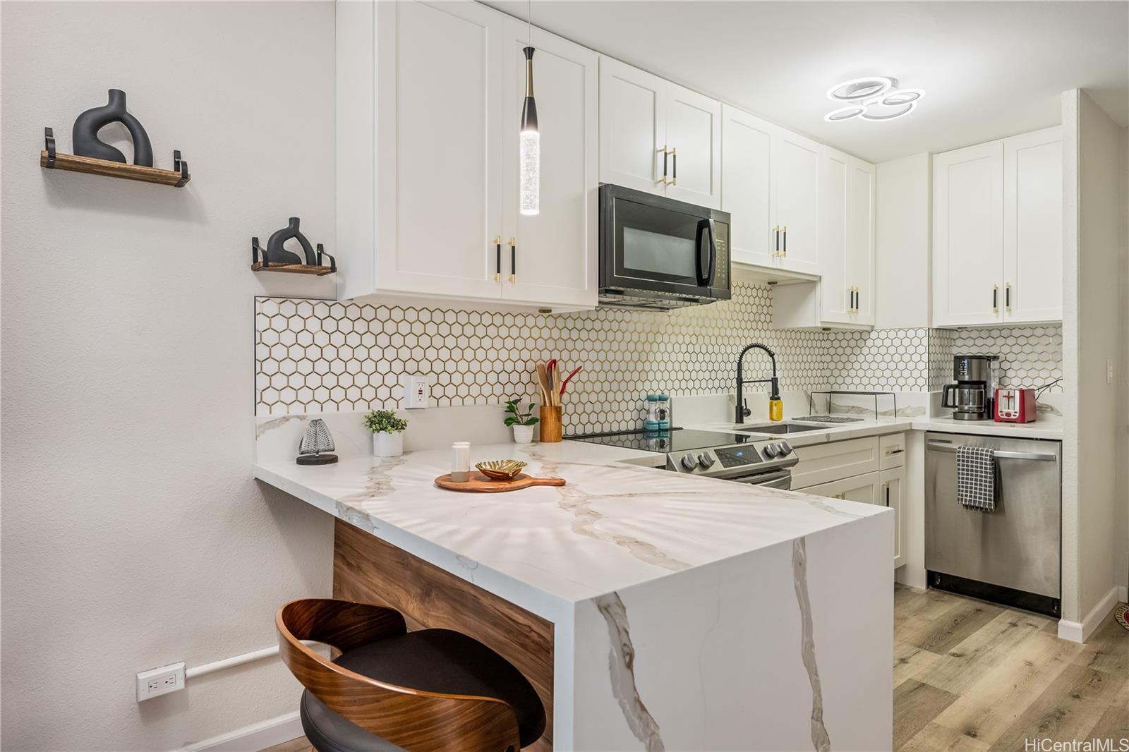 222 Kaiulani Apts condo # 208, Honolulu, Hawaii - photo 10 of 22