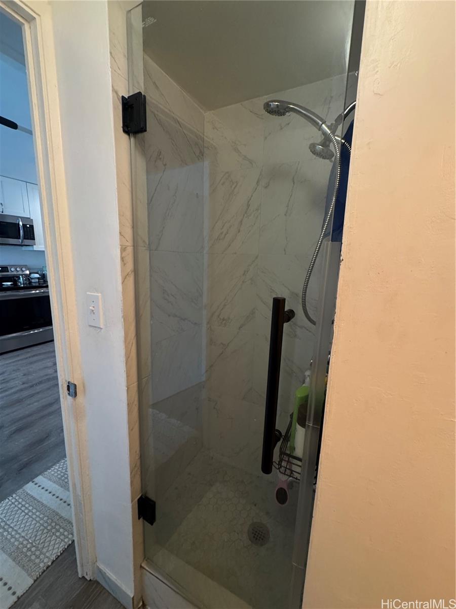 222 Kaiulani Apts condo # 303, Honolulu, Hawaii - photo 7 of 11