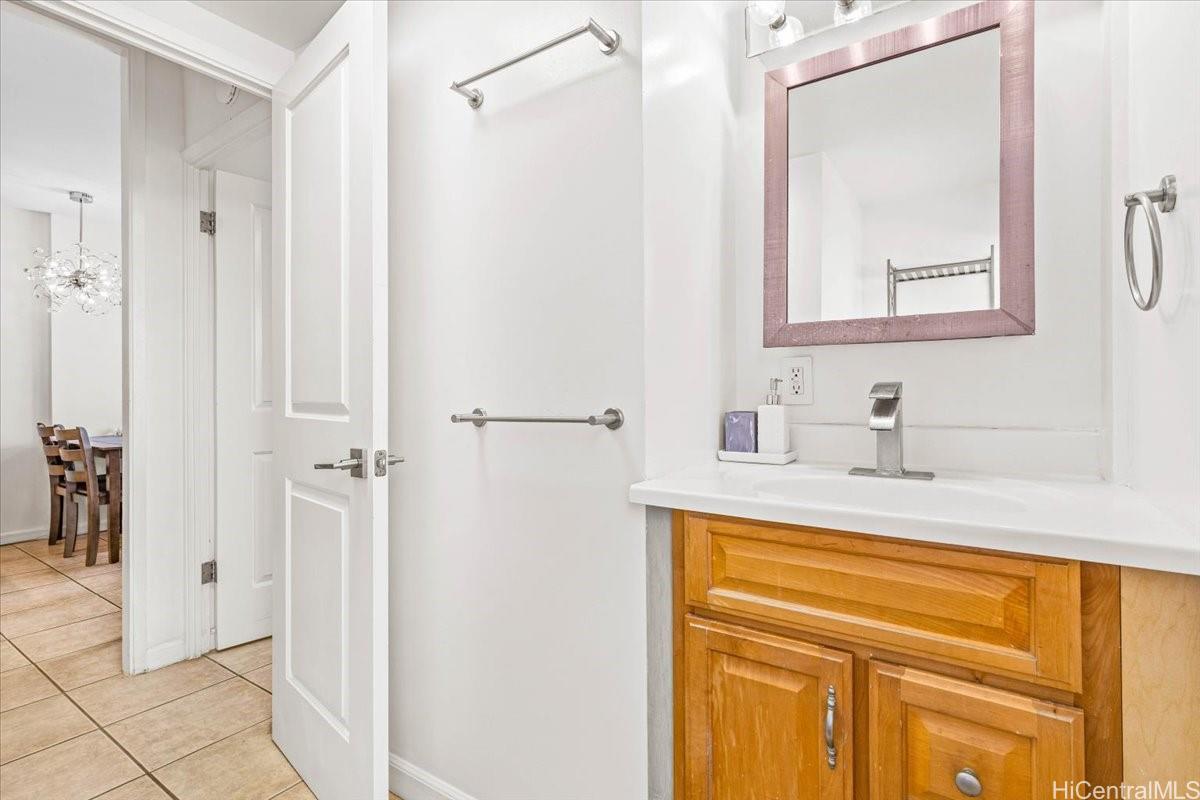 222 Kaiulani Apts condo # 405, Honolulu, Hawaii - photo 16 of 25