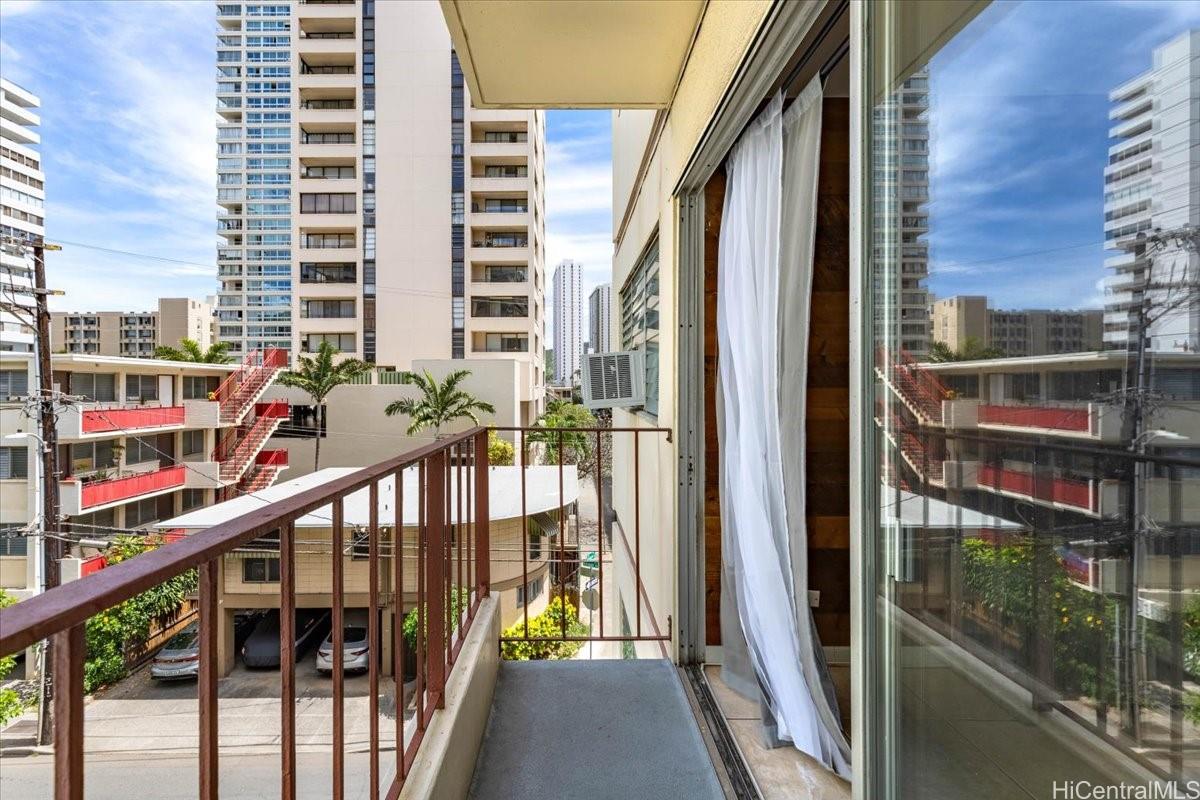 222 Kaiulani Apts condo # 405, Honolulu, Hawaii - photo 22 of 25