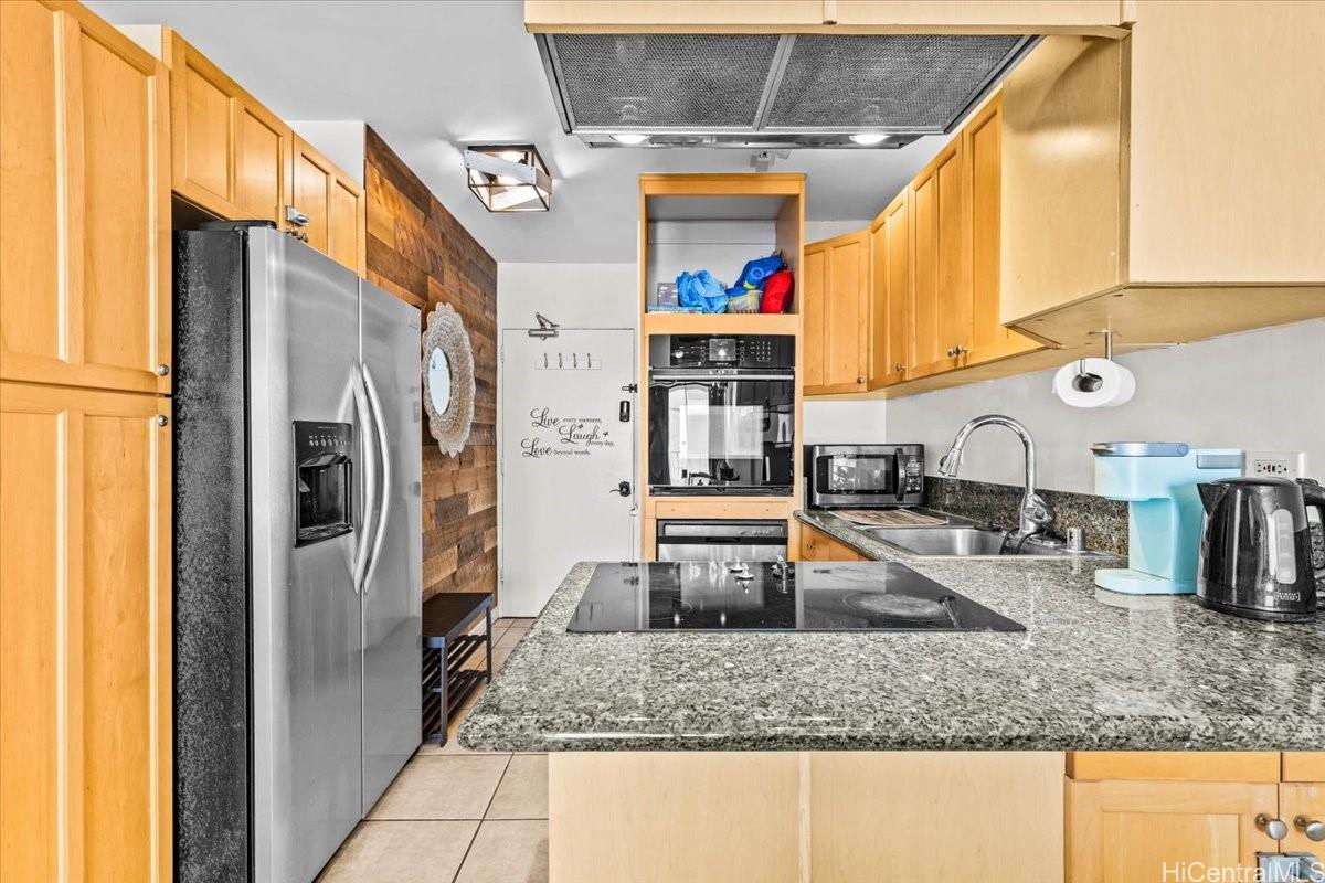 222 Kaiulani Apts condo # 405, Honolulu, Hawaii - photo 7 of 25