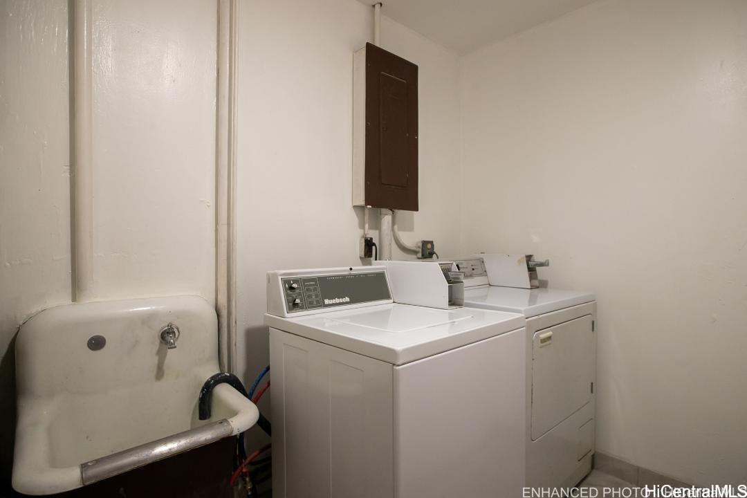 222 Kaiulani Apts condo # 507, Honolulu, Hawaii - photo 10 of 13