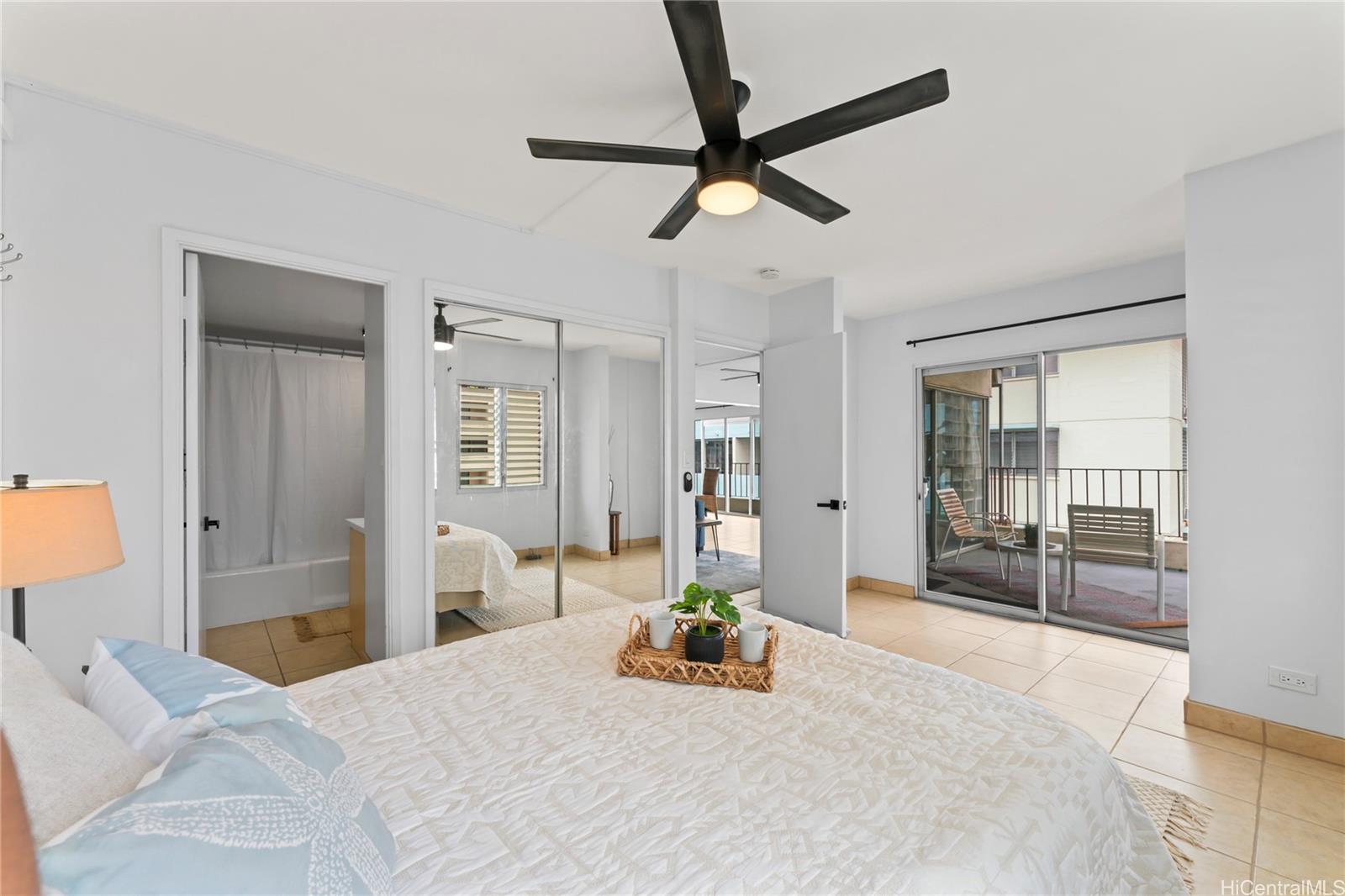 222 Kaiulani Ave townhouse # Penthouse 3, Honolulu, Hawaii - photo 8 of 15