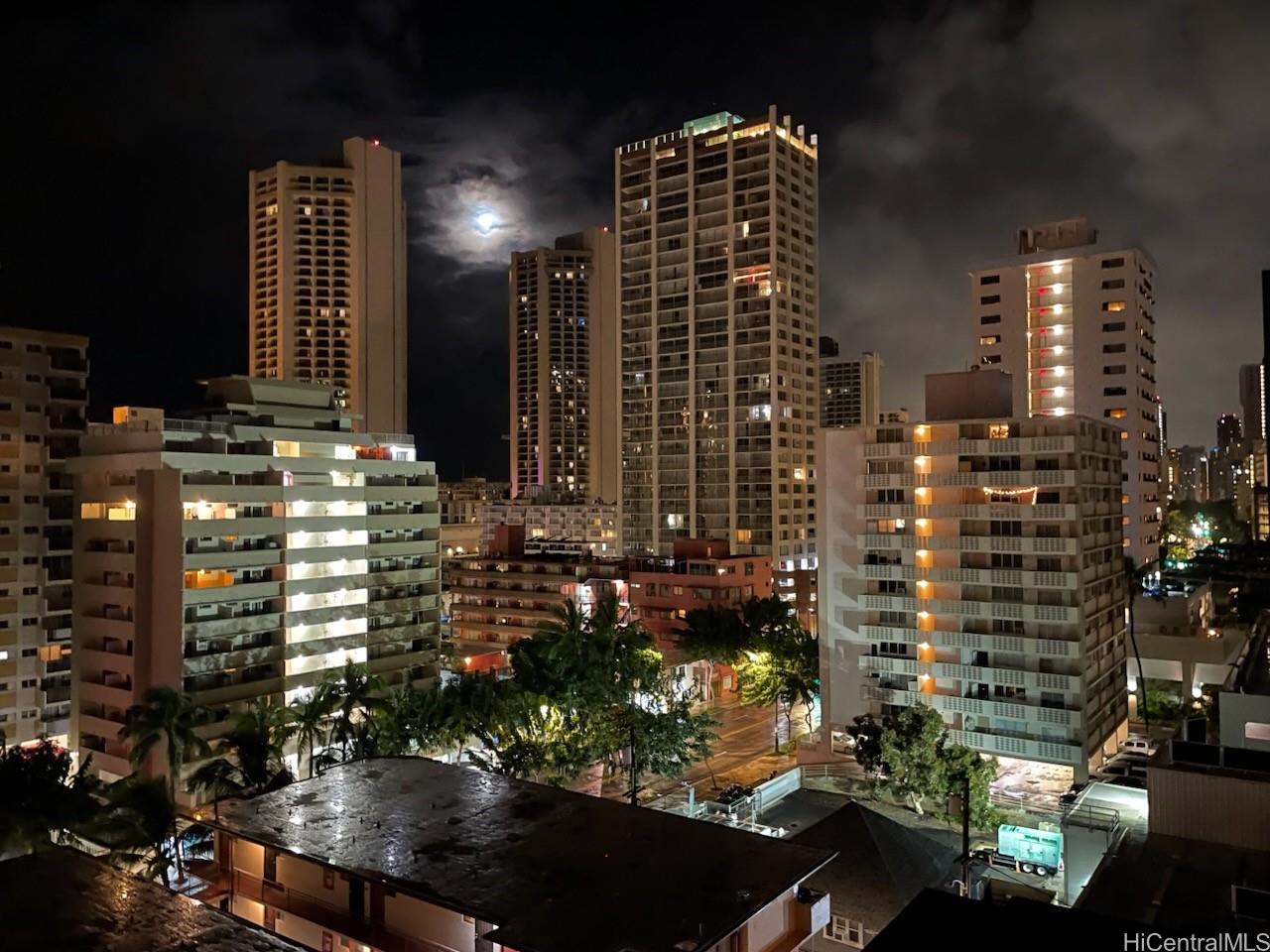 Liliuokalani Plaza condo # 1004, Honolulu, Hawaii - photo 2 of 12