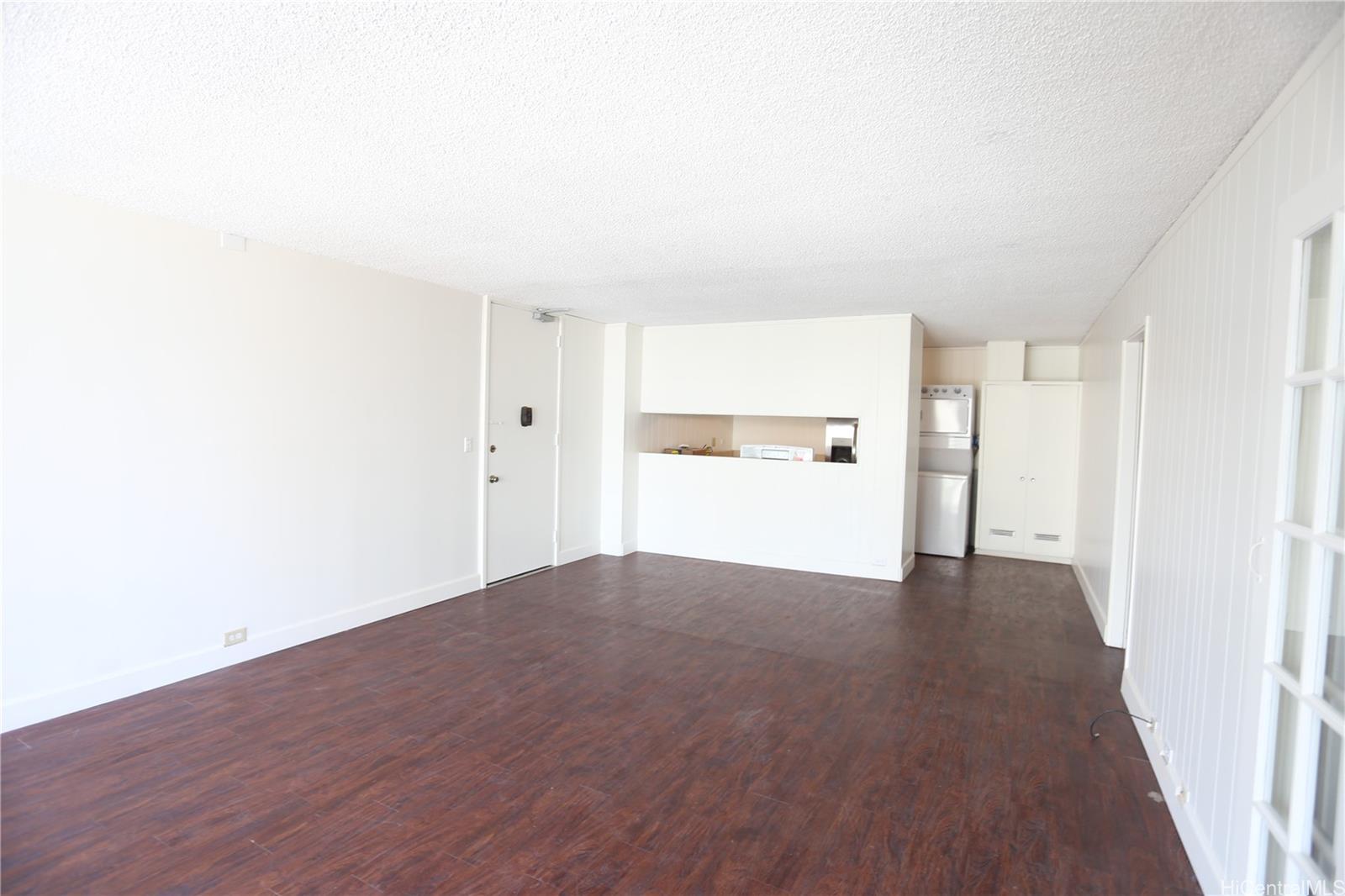 222 Liliuokalani Ave Honolulu - Rental - photo 3 of 21