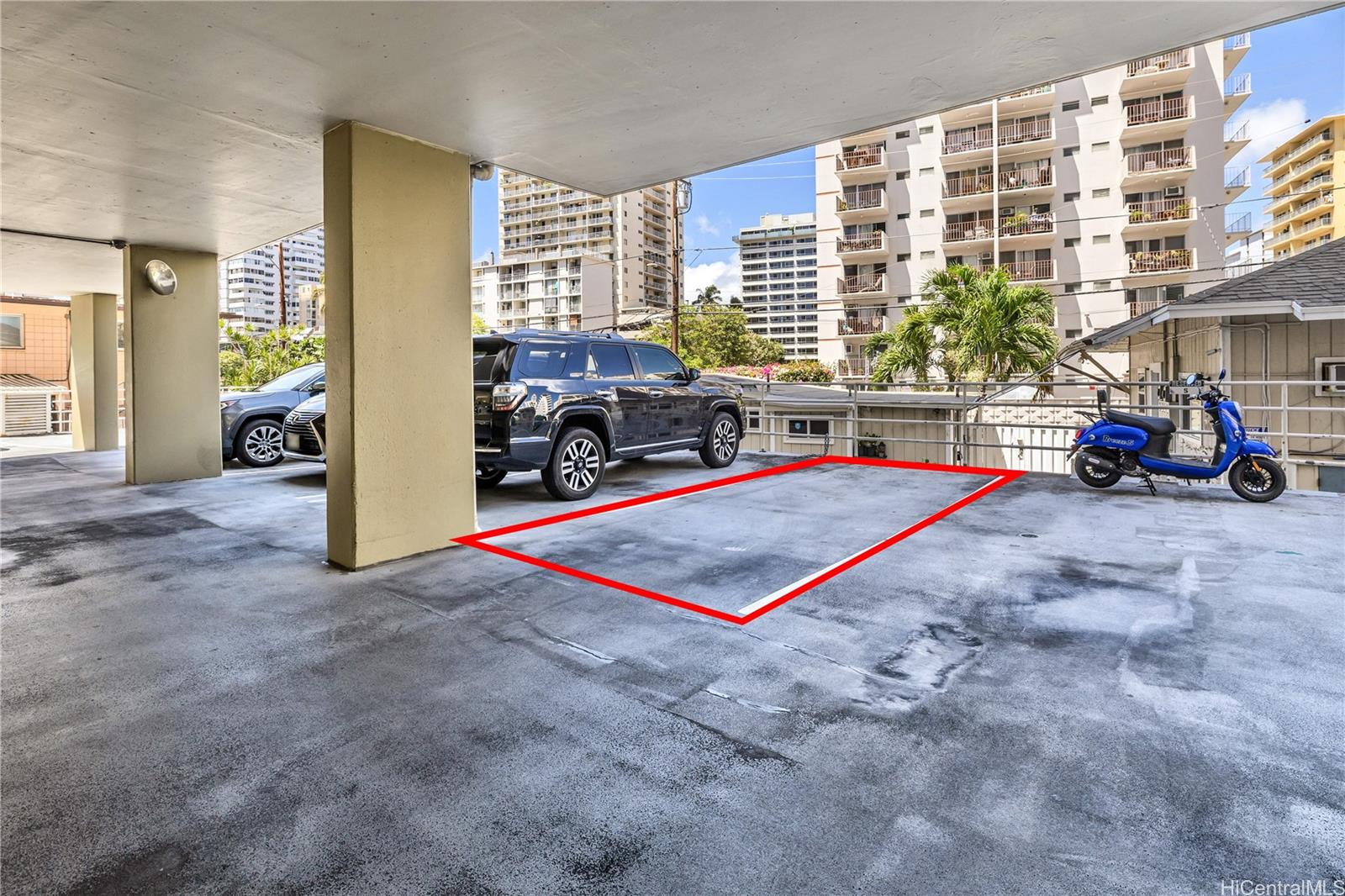 Liliuokalani Plaza condo # 302, Honolulu, Hawaii - photo 19 of 24