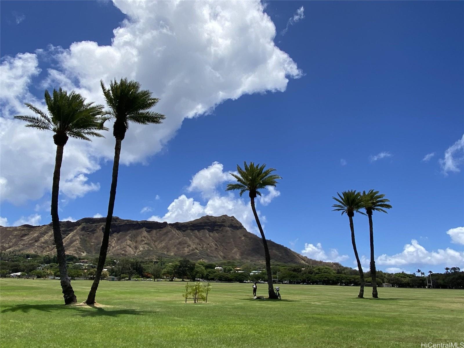 Liliuokalani Plaza condo # 302, Honolulu, Hawaii - photo 20 of 24