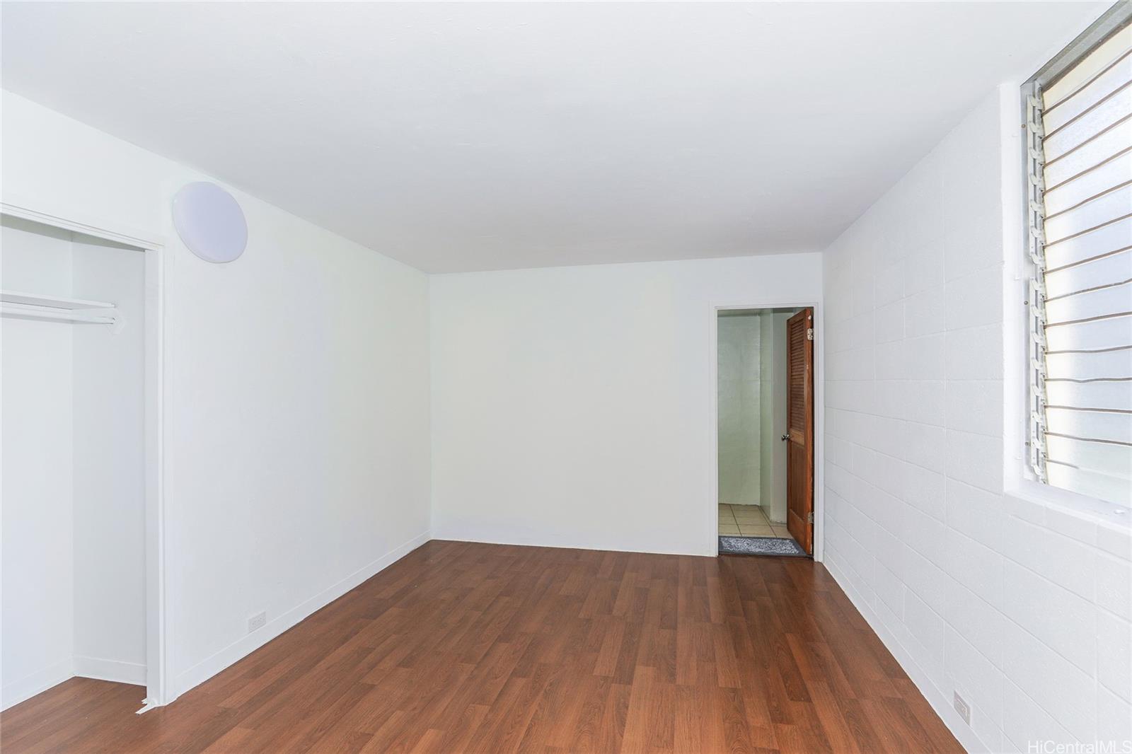 Liliuokalani Plaza condo # 501, Honolulu, Hawaii - photo 18 of 25