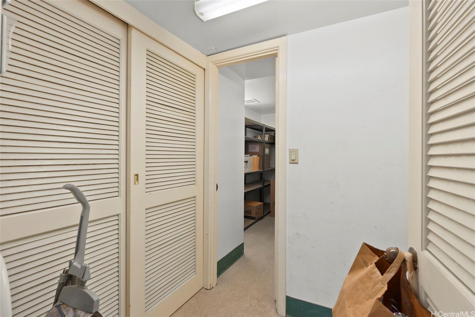 222 S Vineyard St Honolulu Oahu commercial real estate photo6 of 17