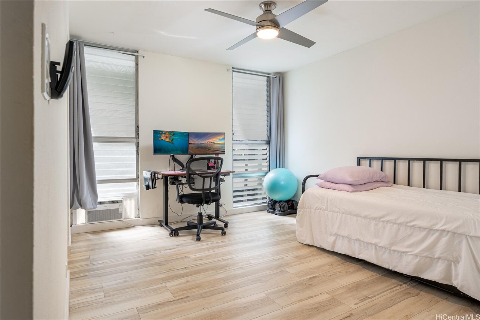 Coral Terrace Apts condo # 104, Honolulu, Hawaii - photo 12 of 18