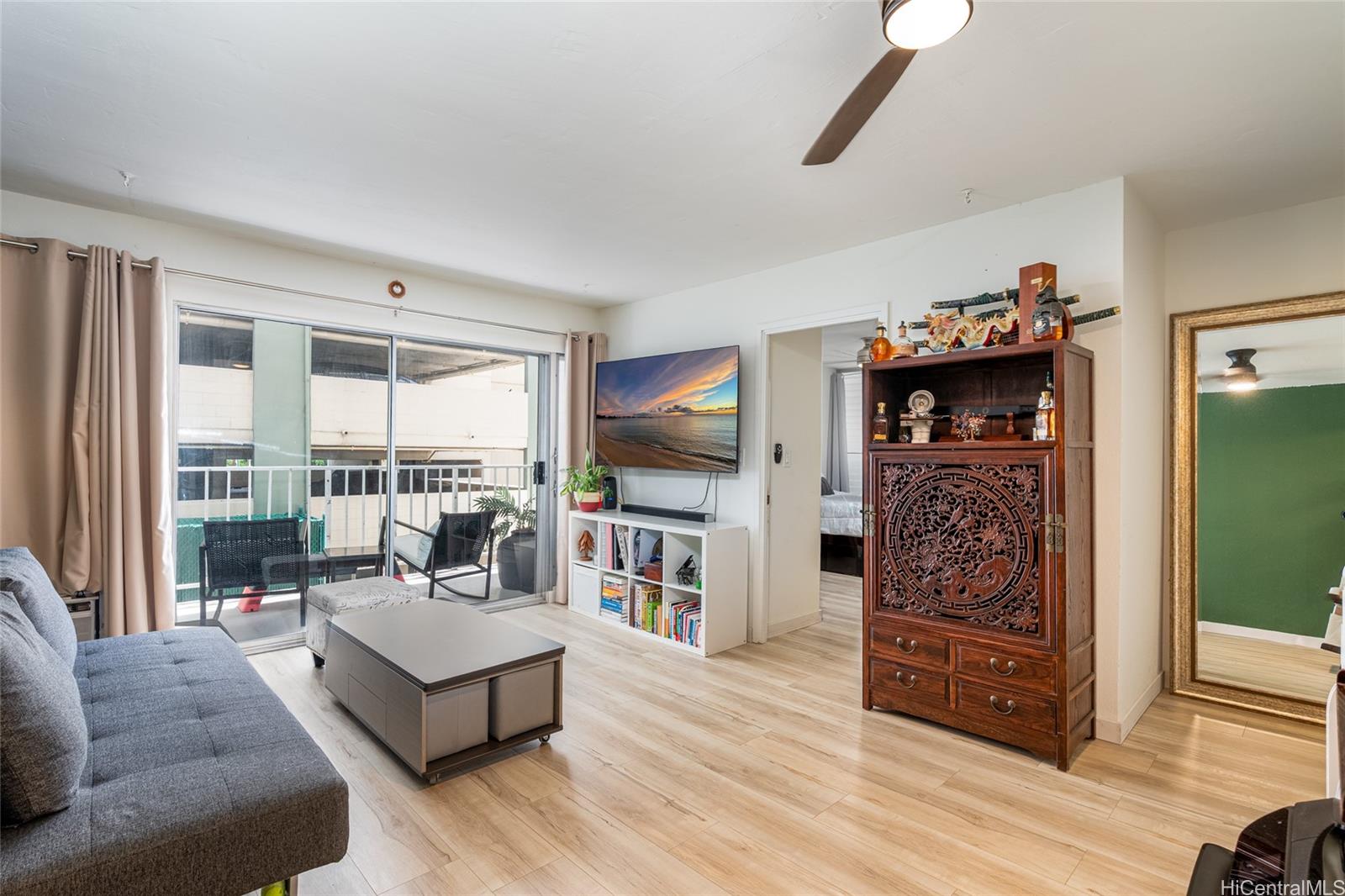 Coral Terrace Apts condo # 104, Honolulu, Hawaii - photo 7 of 18