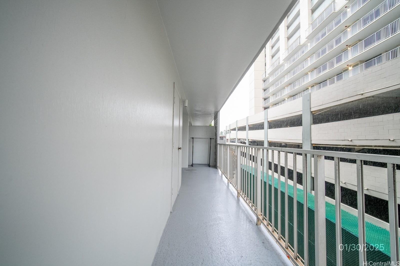 2222 Aloha Dr Honolulu - Rental - photo 3 of 23