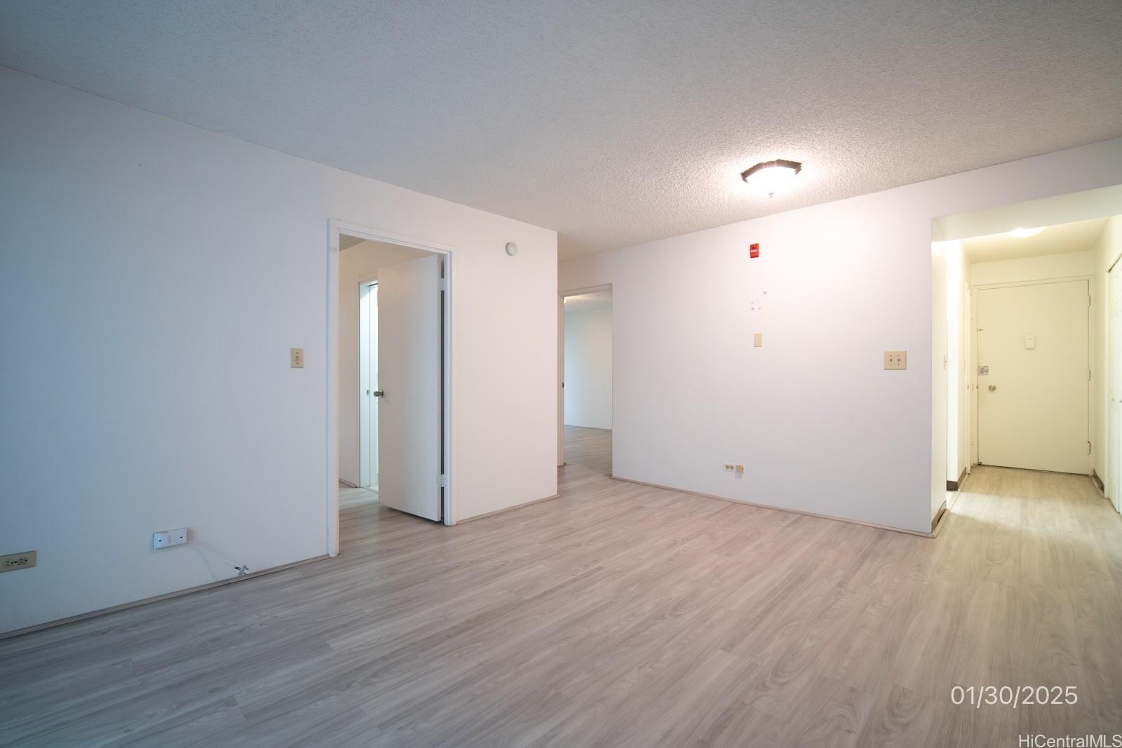 2222 Aloha Dr Honolulu - Rental - photo 4 of 23