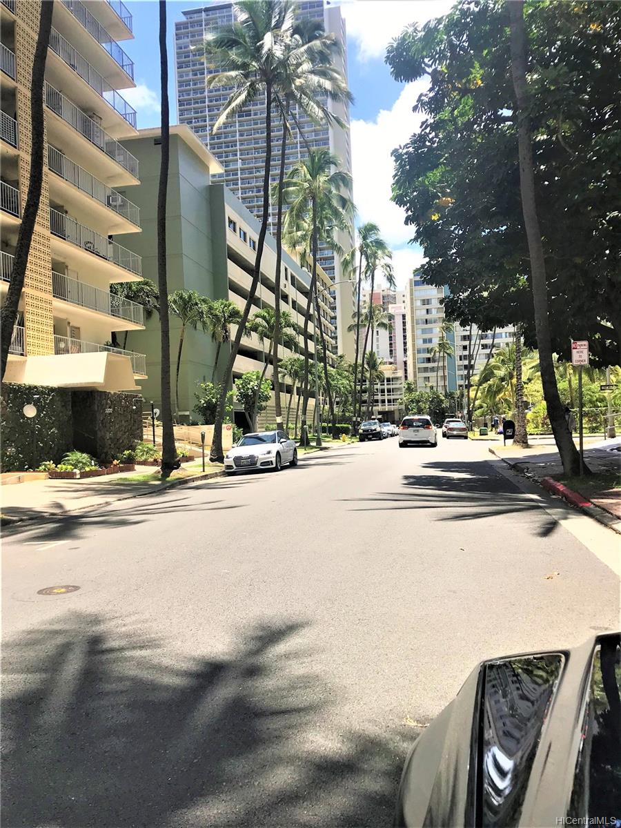 Coral Terrace Apts condo # 804, Honolulu, Hawaii - photo 2 of 20